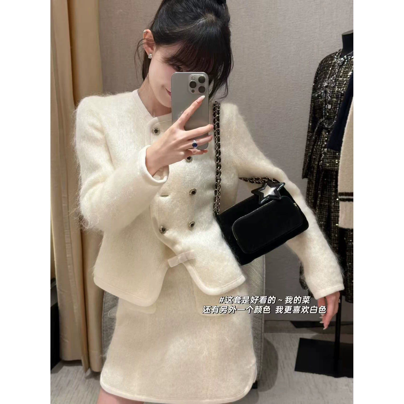 2025 autumn and winter French heavy industry daughter gold foreign style age-reducing Hu Die knot single-breasted soft plush cardigan jacket women