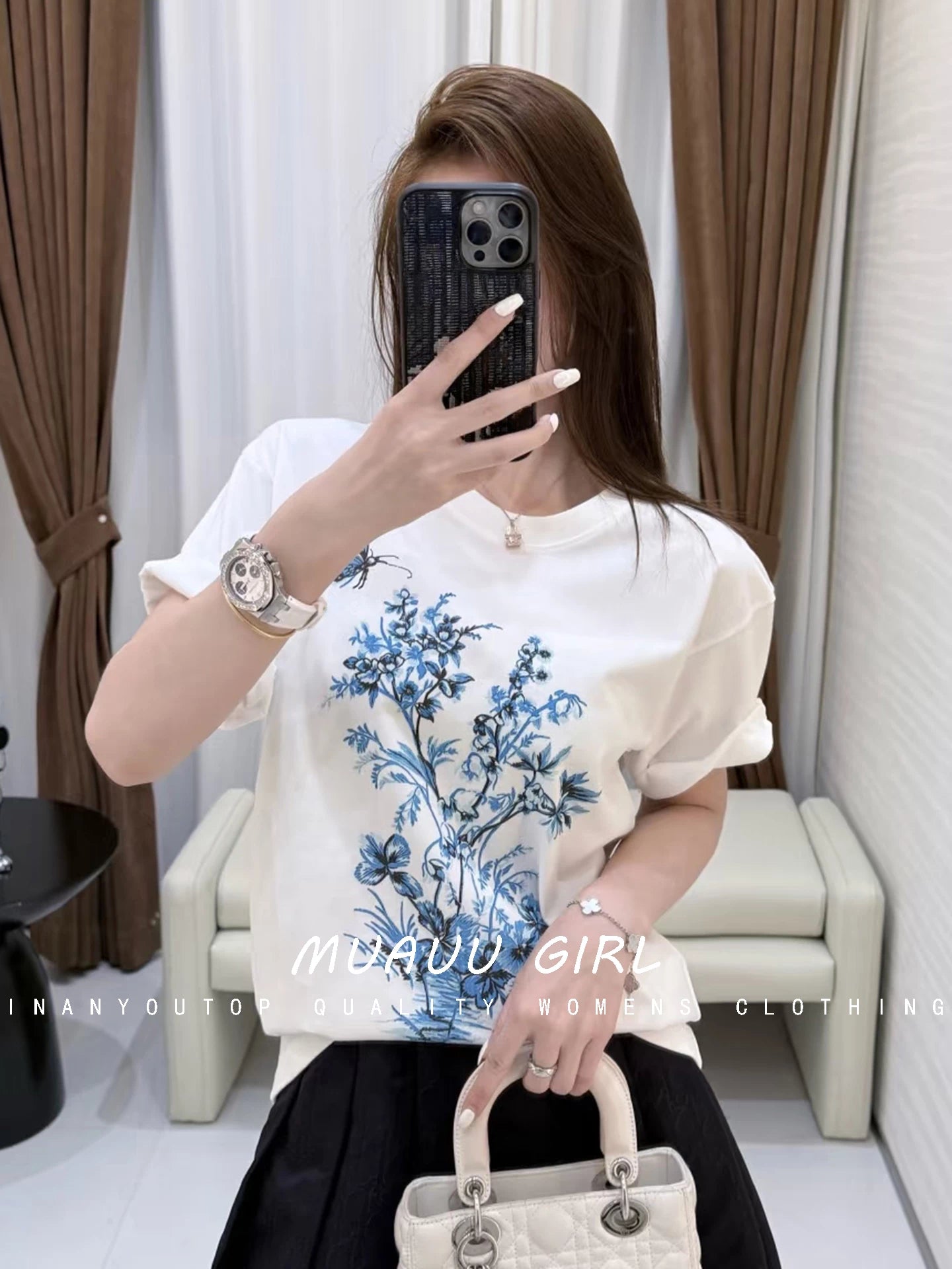 Spring and summer 26ss June MUAUU GIRL upper body is not mediocre! 26S cashmere butterfly flower embroidery crew neck knitted T-shirt top women