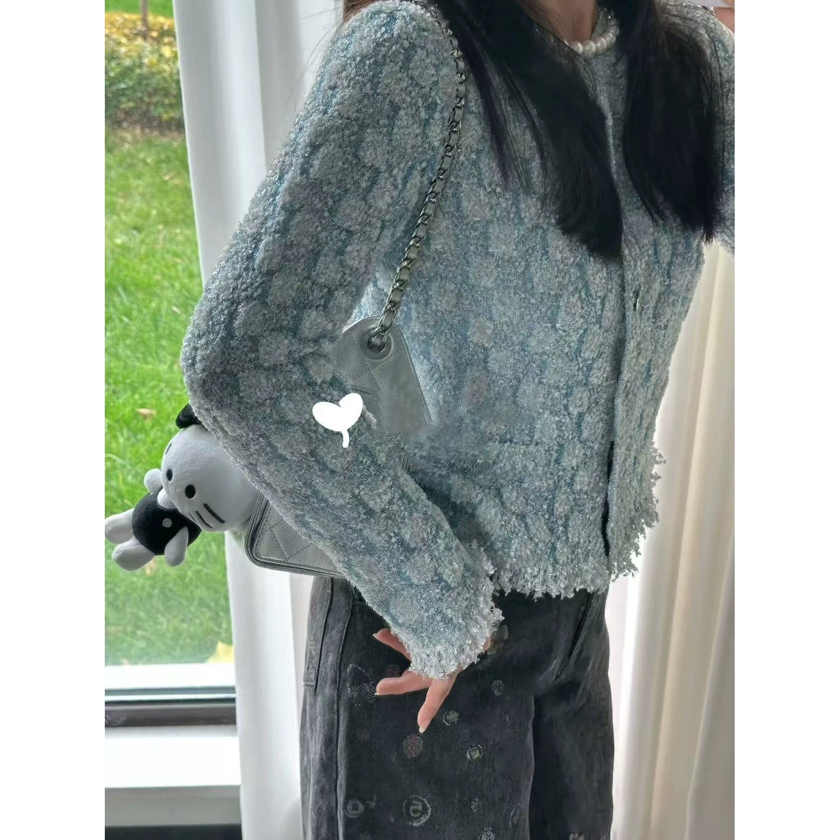 2025 autumn and winter heavy industry model high-end blue silver bright thread tassel single-breasted knitted cardigan sleeveless vest women