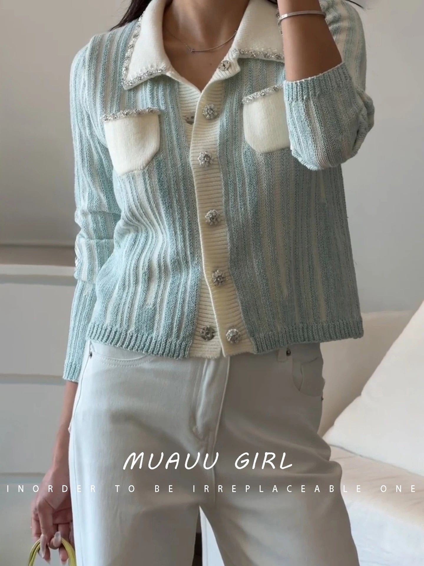 Spring and summer 26ss June MUAUU GIRL sea salt milk tone! 26SS Heavy Industry short rhinestone lapel knitted cardigan women