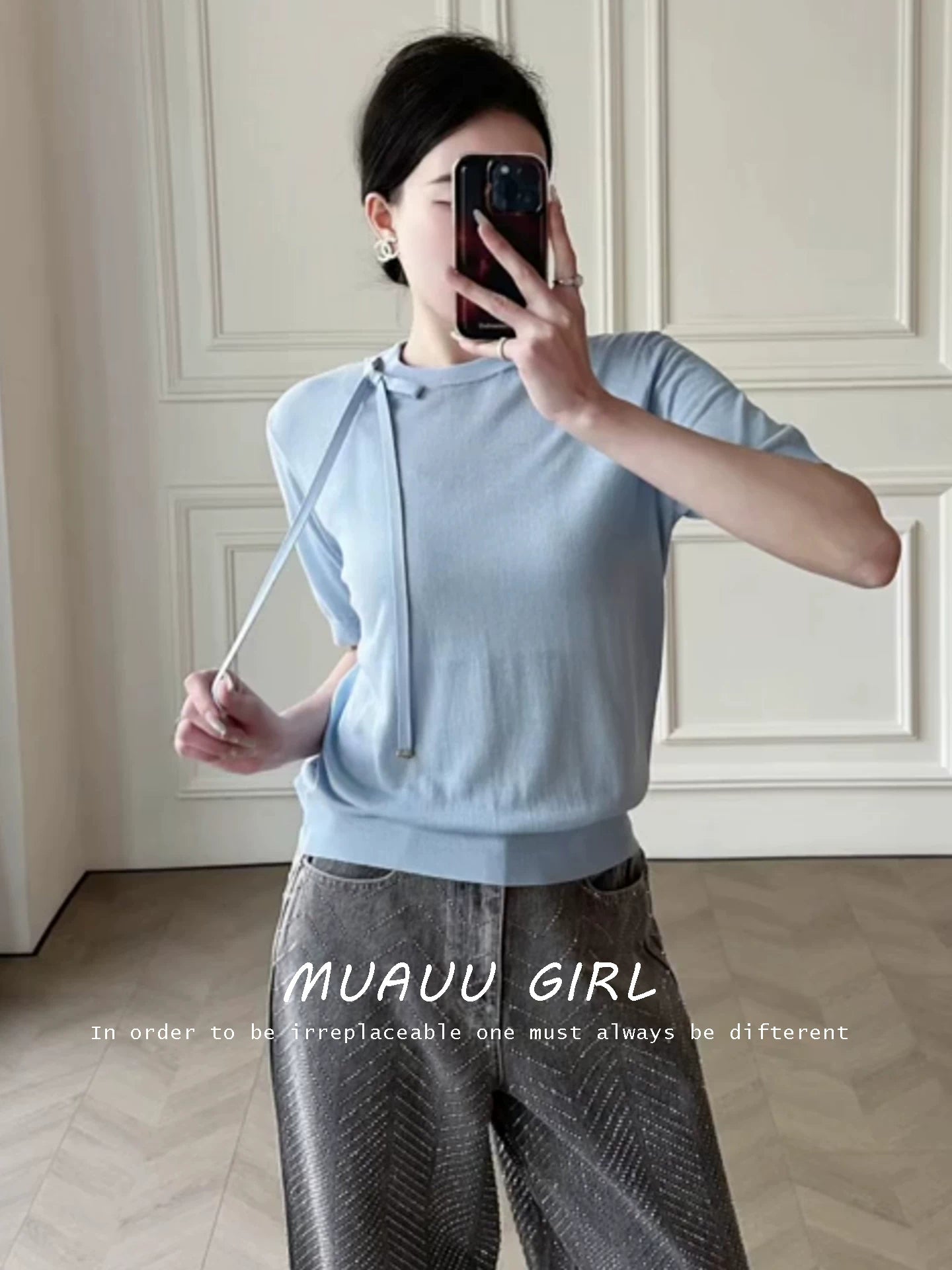 Spring and summer 26ss June MUAUU GIRL skin-friendly and breathable 26SS summer mulberry silk thin fresh bow silk ribbon top