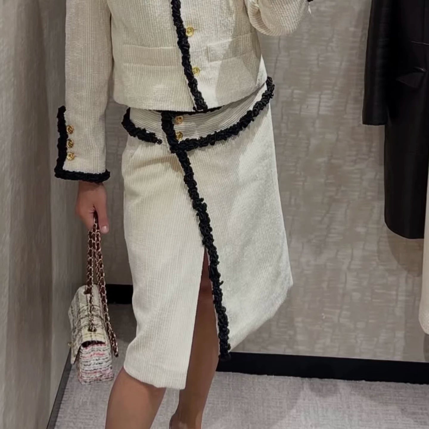 Spring and summer 26ss June 26 Spring and summer thin suit, beige tweed jacket, women's skirt, two-piece set, celebrity
