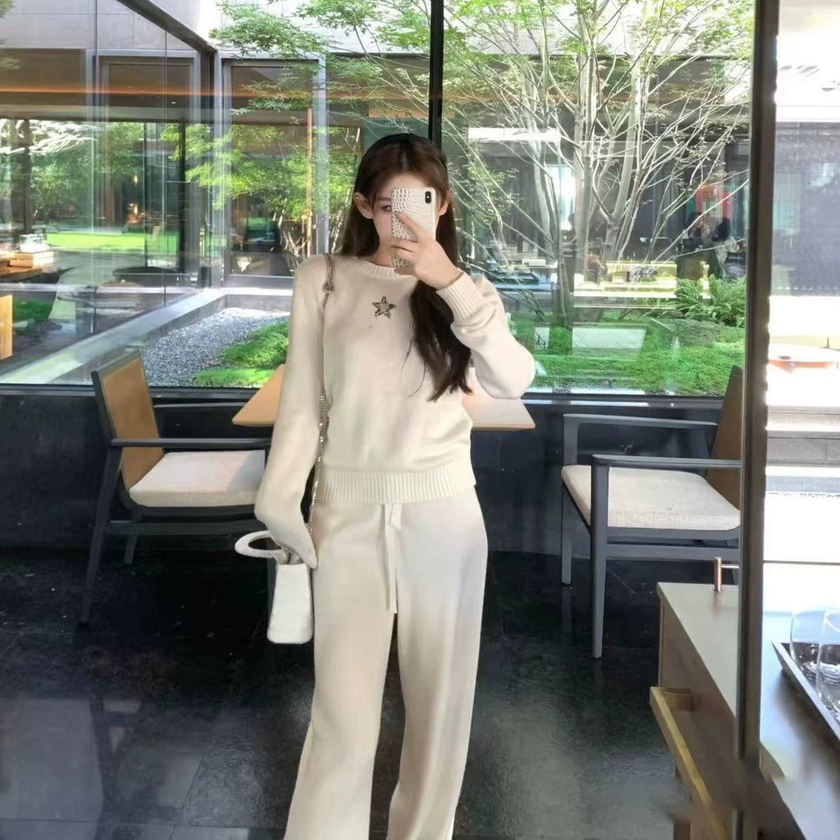 2025 autumn and winter design classic five-pointed star letter embroidery round neck cashmere soft pullover knitted long sleeve women