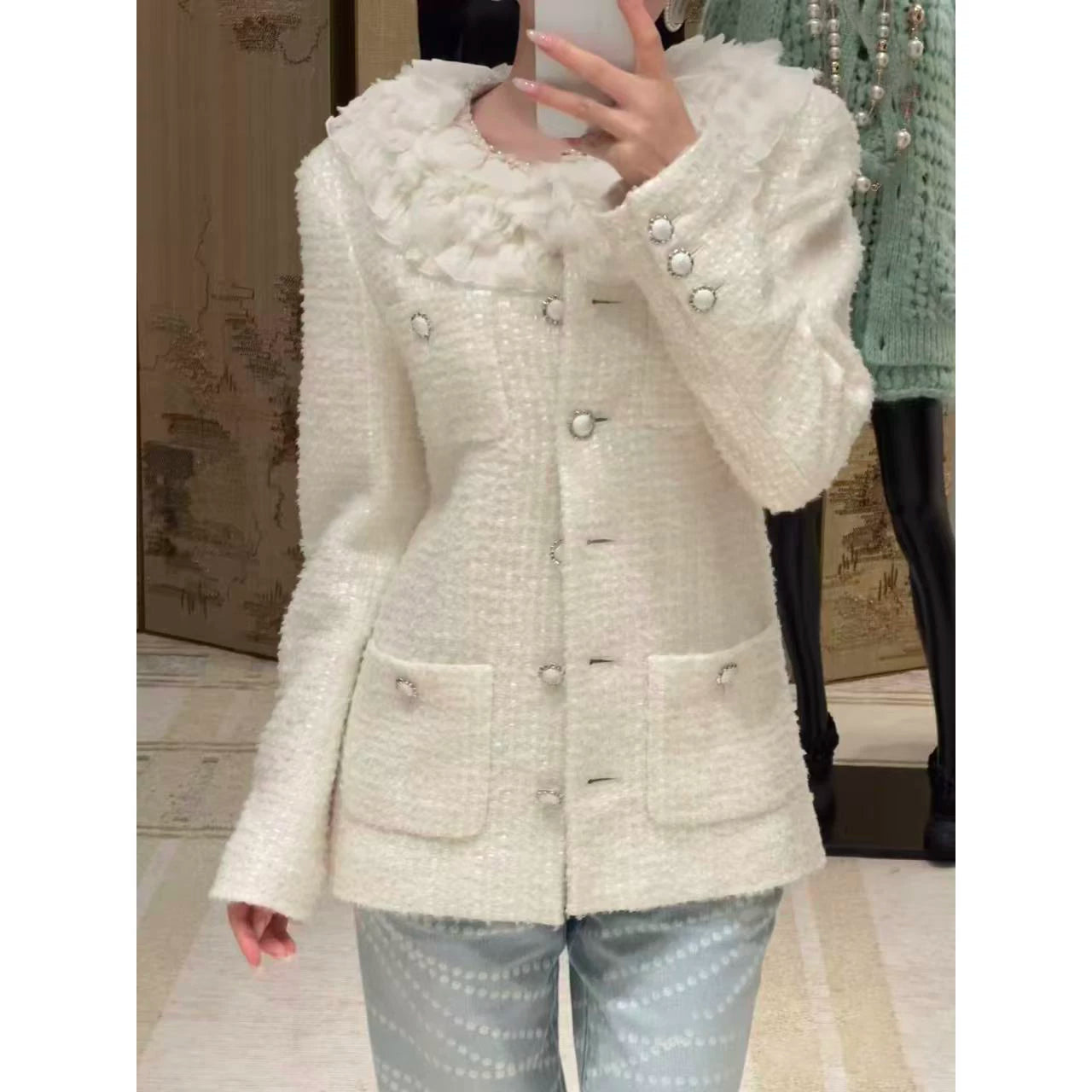 2025 autumn and winter senior heavy industry daughter celebrity style flower lotus leaf edge white woven tweed coat cardigan woman