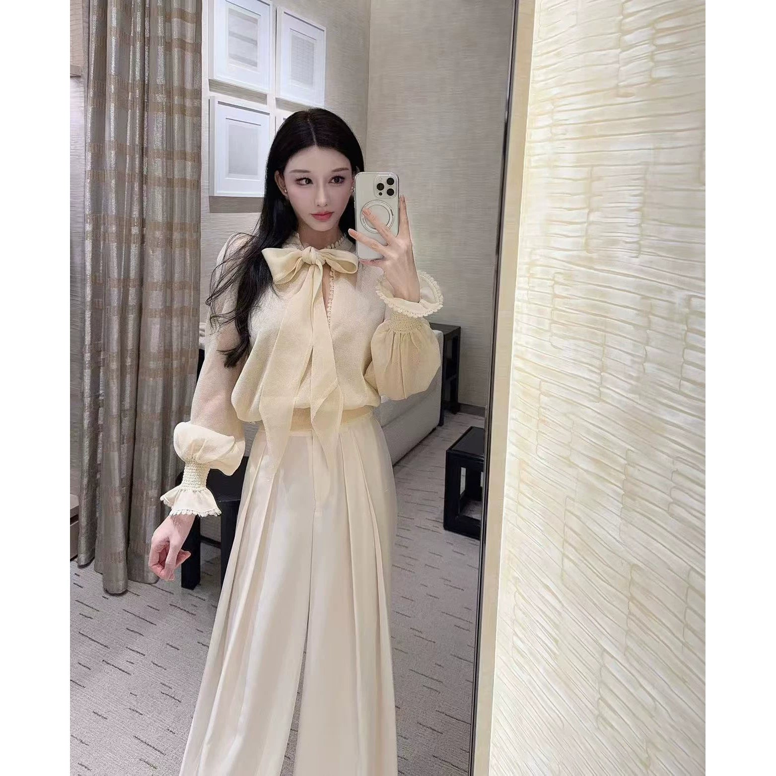 2026 early spring French design bow streamer foreign style cute girl age reducing mulberry silk shirt long sleeve top