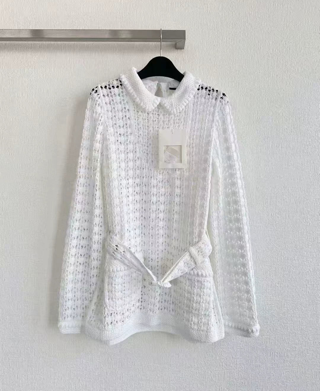 2025 autumn and winter contrasting colors heavy industry premium doll collar white crochet hollow knitted long sleeves + high waist wide leg pants women