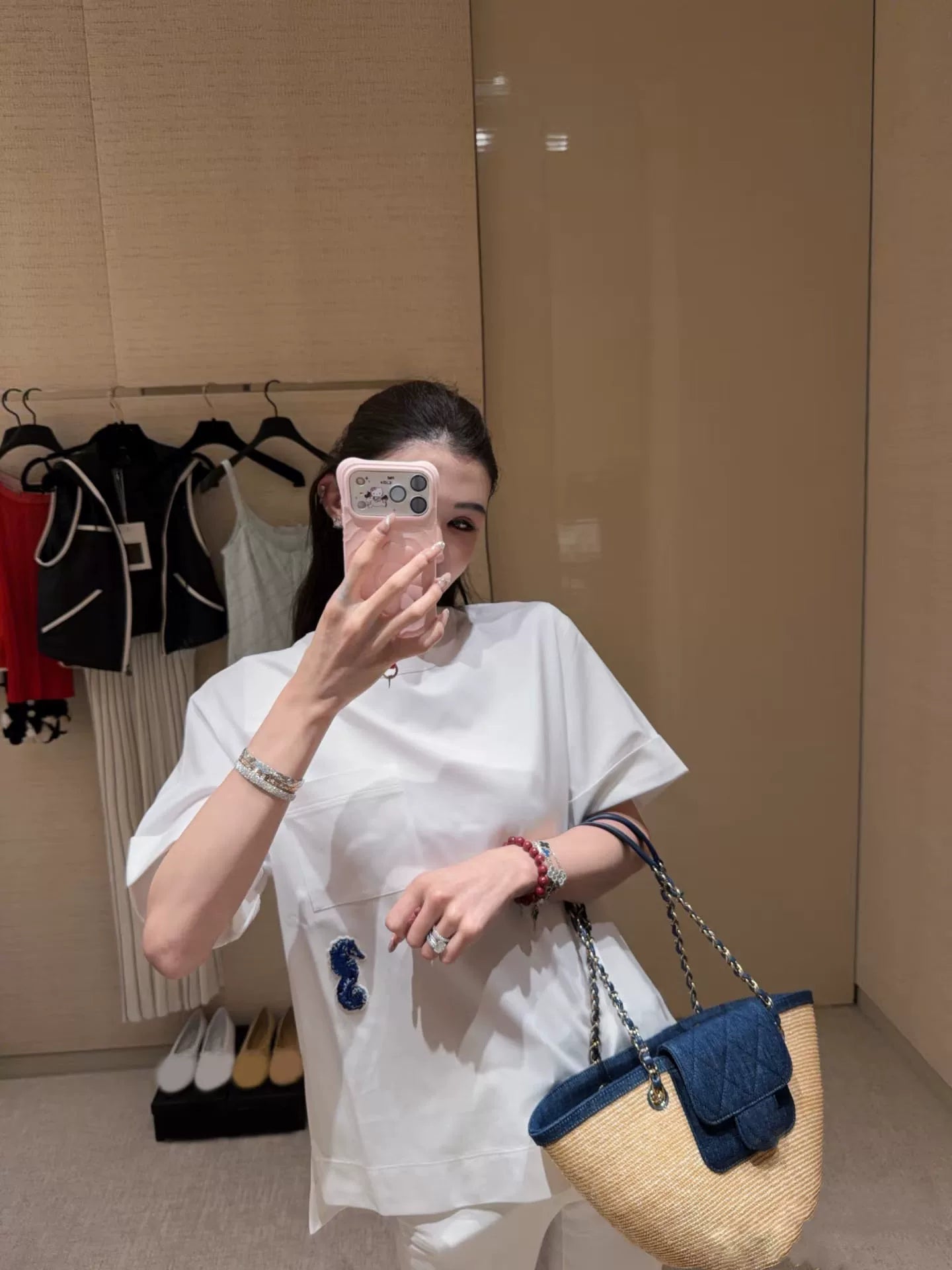 Spring and summer 26ss June, Nanyou 2026 spring and summer new hippocampus embroidery pocket design loose round neck casual soft T-shirt short-sleeved top