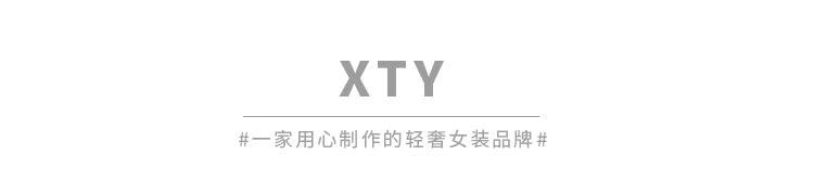 New jacket in early spring 25 women's round neck with four pockets black and white plaid woven wool tweed top