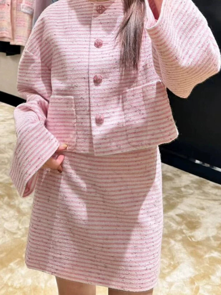 Suit: Women's fashion cropped coat, socialite, sweet light pink striped skirt, versatile thin two-piece set