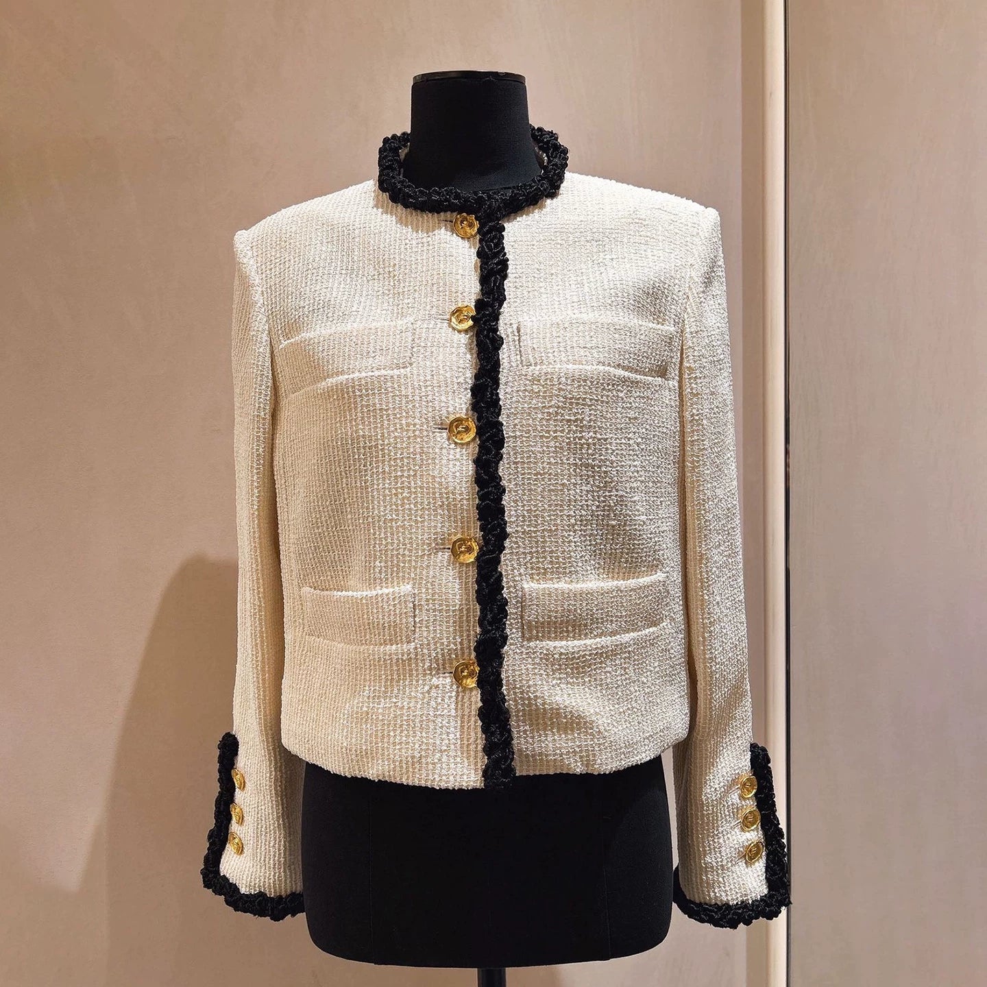 Spring and summer 26ss June 26 Spring and summer thin suit, beige tweed jacket, women's skirt, two-piece set, celebrity