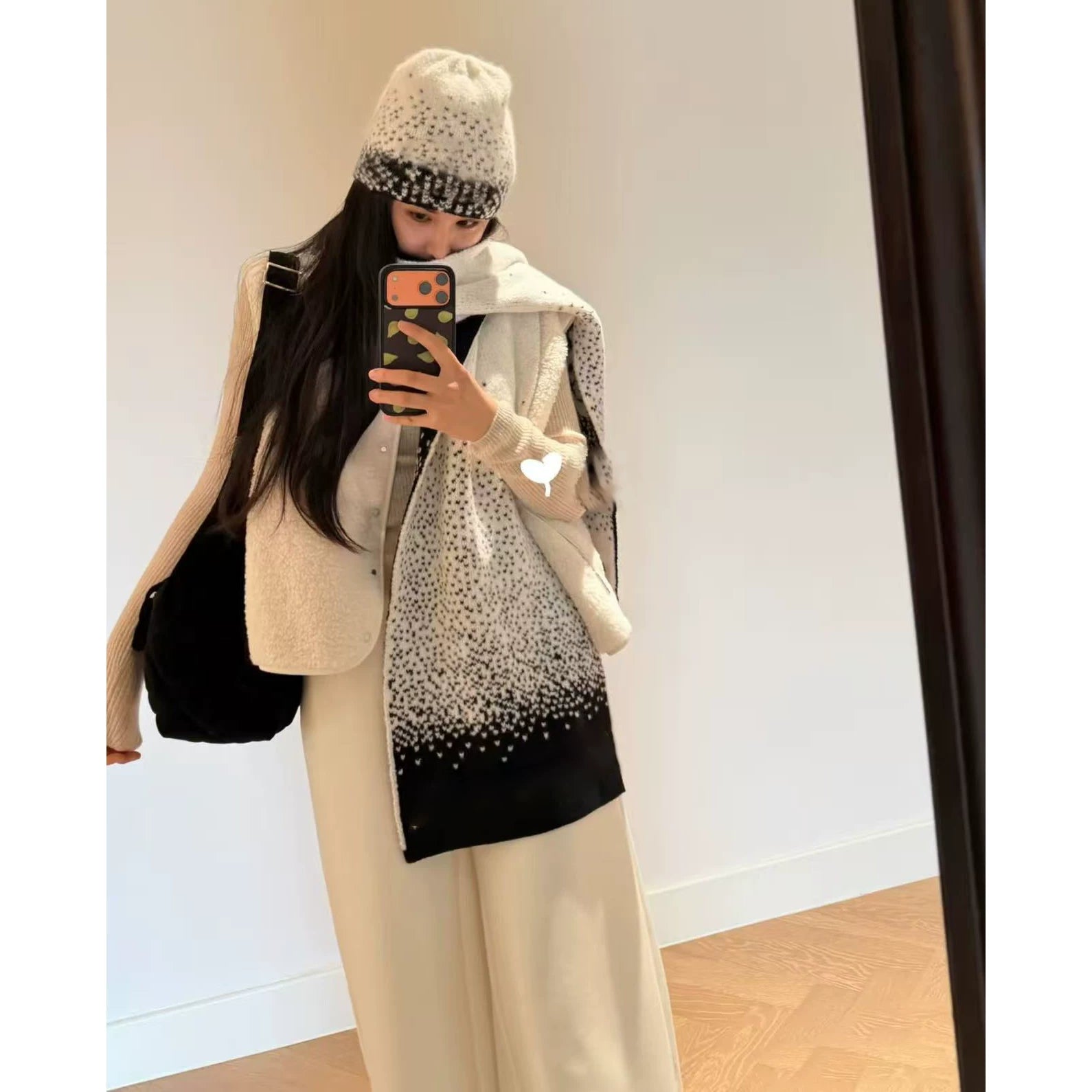 2025 autumn and winter models contrasting colors heavy industry embroidery snowflake pattern fashionable cashmere cold hat + scarf shawl scarf women