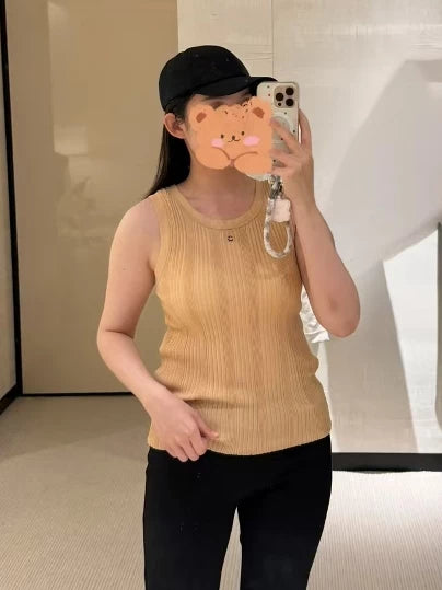 Spring summer 26ss June Nanyou haute couture 26M summer new chest hardware logo sleeveless top slim crew neck knitted vest