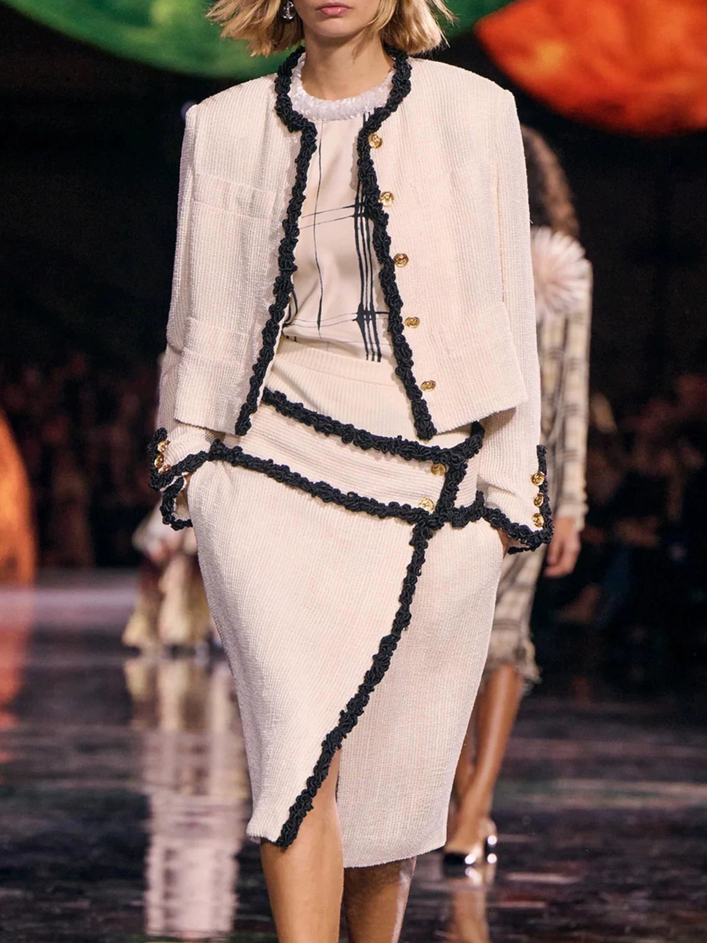 Spring and summer 26ss June 26 Spring and summer thin suit, beige tweed jacket, women's skirt, two-piece set, celebrity
