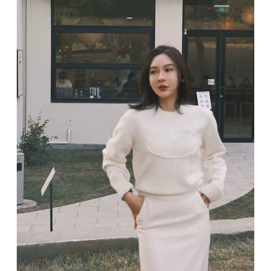 2025 Autumn/Winter Classic Premium White Letter Embroidered Jacquard Crew Neck Soft Cashmere Knitted Pullover Long Sleeve Top