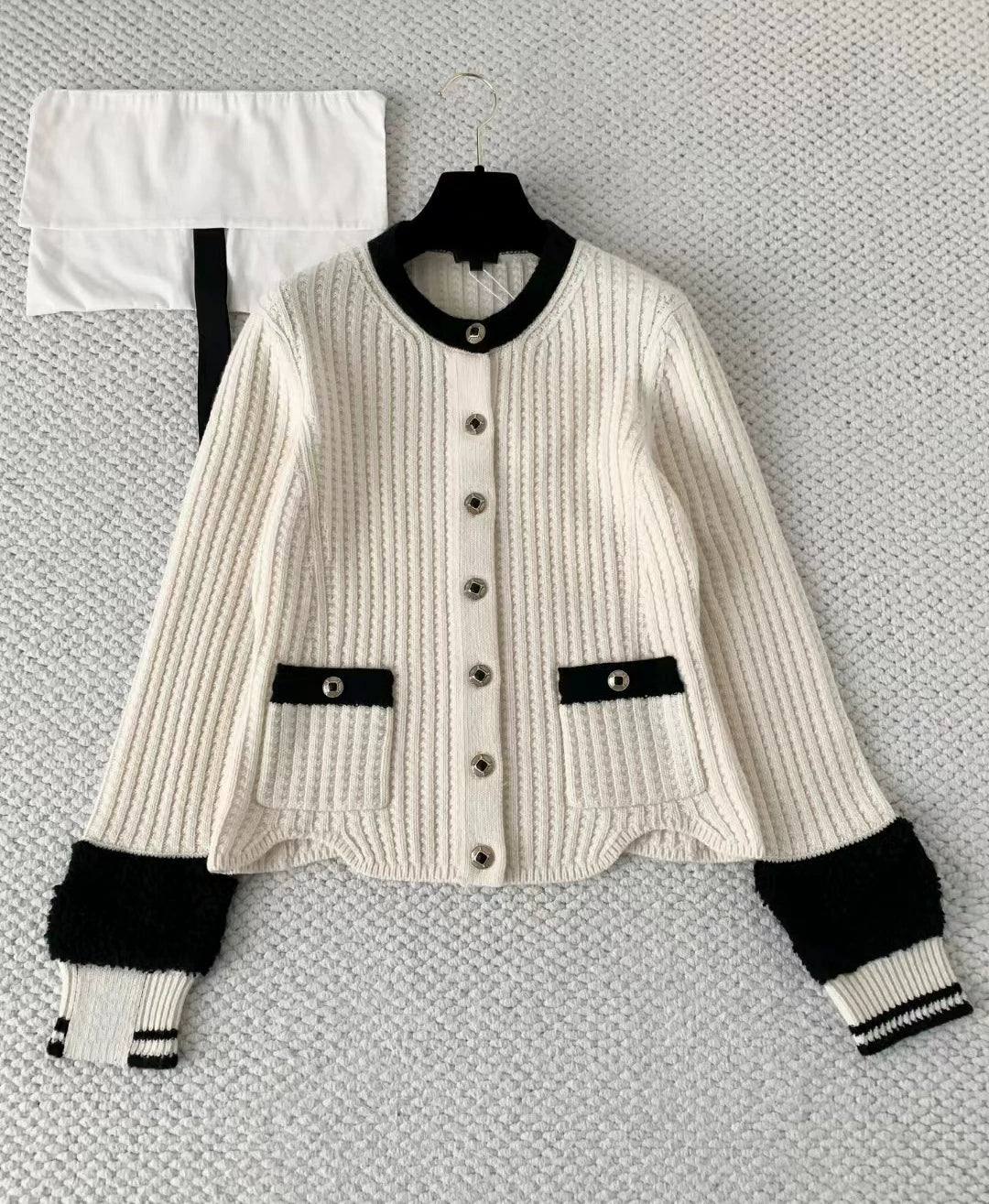 2025 autumn and winter contrasting colors, high-end heavy industry waffle bow slim-fitting and thin knitted cardigan, single-breasted jacket
