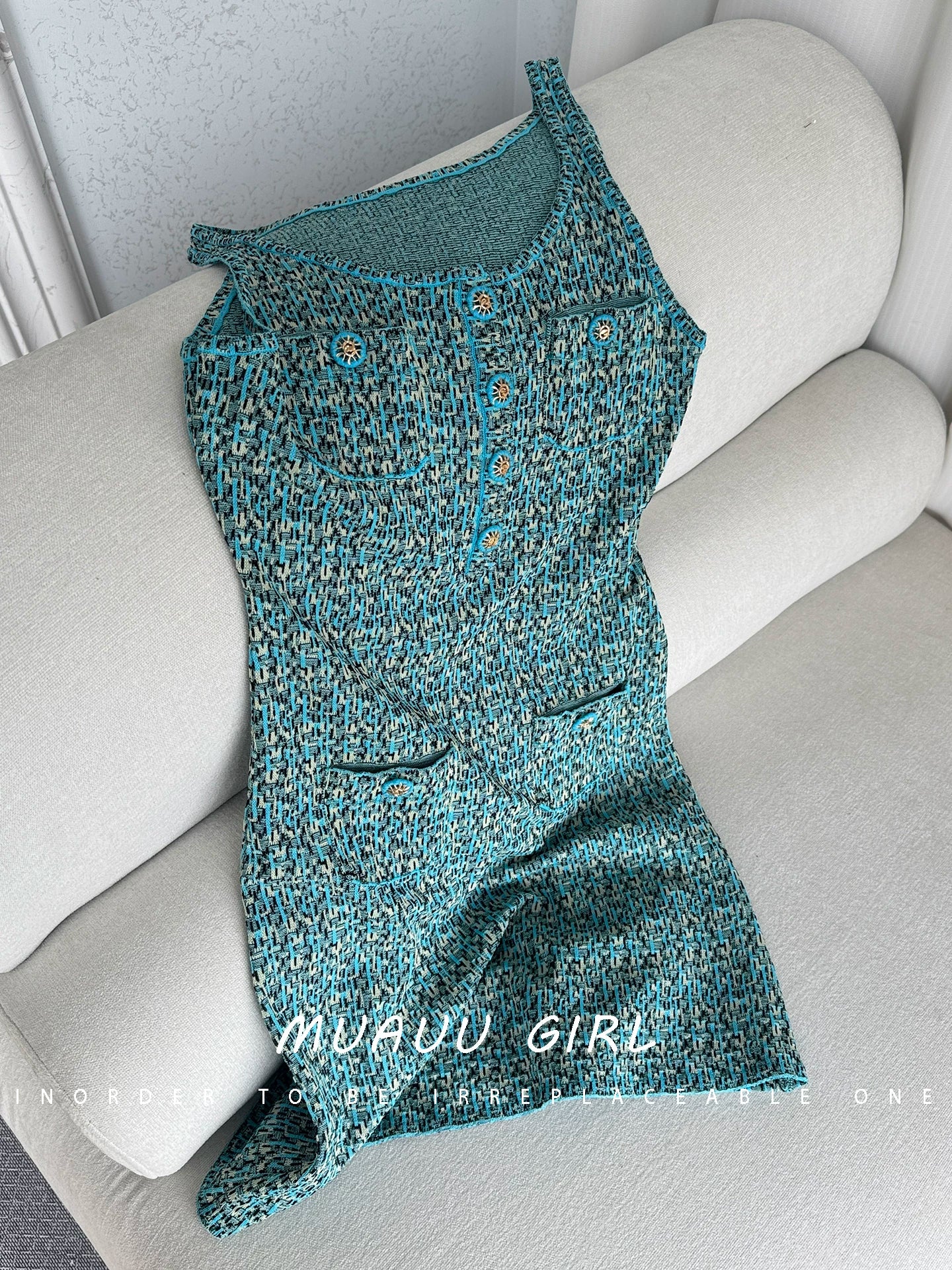 Spring and summer 26ss June MUAUU GIRL temperament socialite! 26SS catwalk sense slim fit sleeveless knitted vest dress women