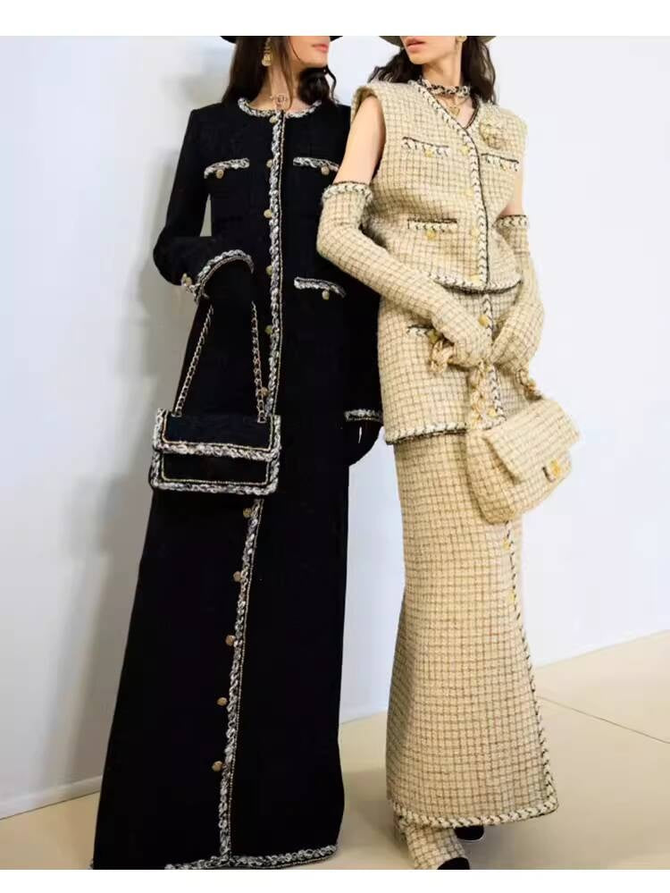 Little  Black Long Style Elegant Coat for Women Mid-Length Metal Buckle Decorated Wool Tweed