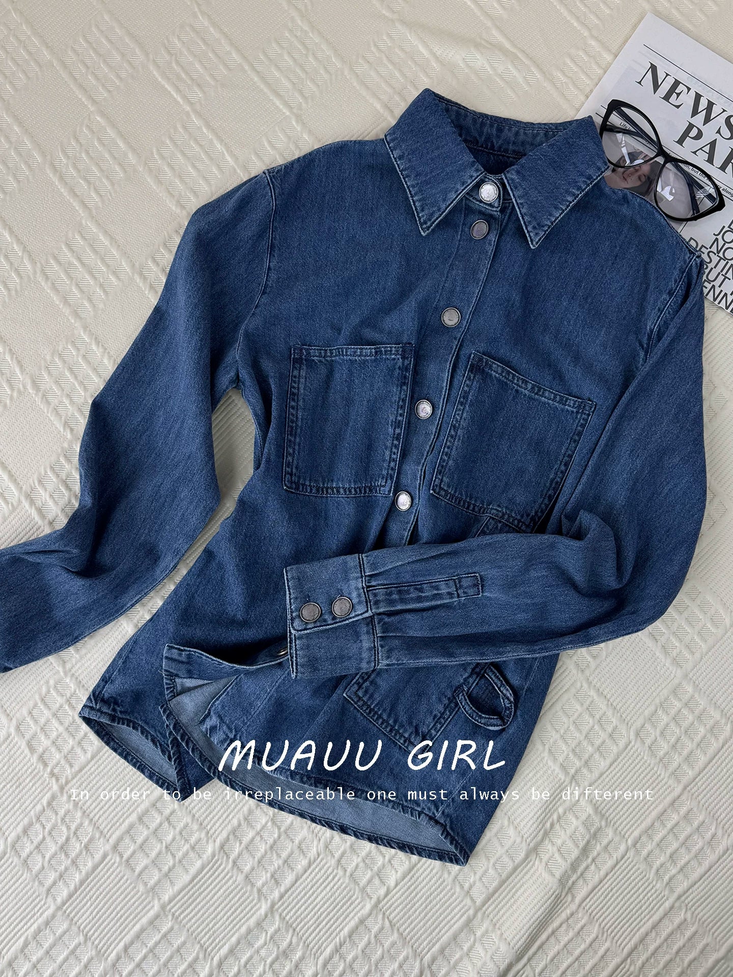 Spring and summer 26ss June MUAUU GIRL 3.25/star with the same 26S heavy original beef washed summer tooling shirt denim jacket
