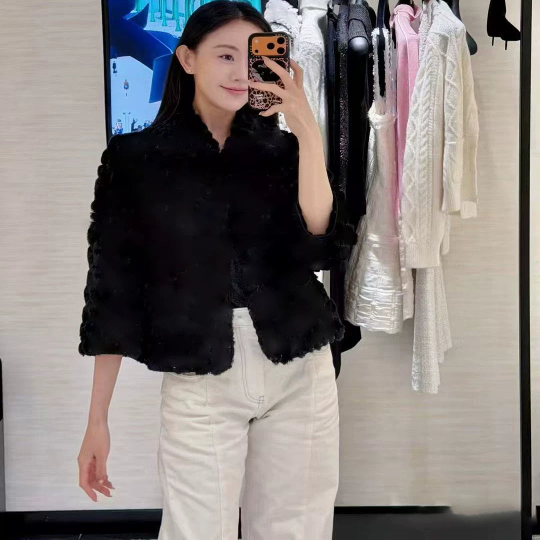 2025 Autumn and Winter Heavy Industry Celebrity Style Temperament Skiing Black and White Sequins Furry Short Dark Pattern Top Jacket Woman