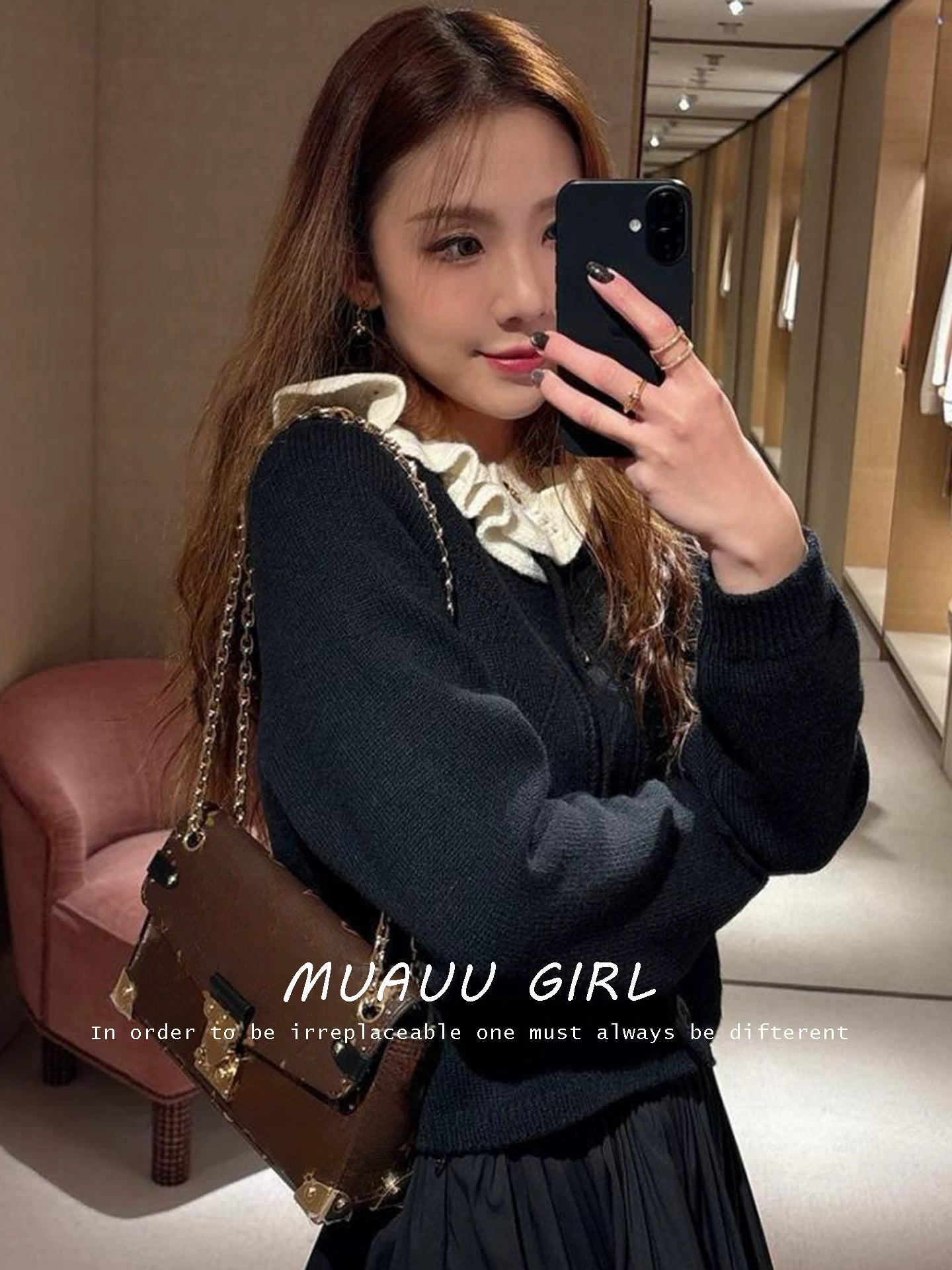Spring and summer 26ss MUAUU GIRL commuting in June, extravagant sense 26SS new product collar edge lace lotus leaf collar long-sleeved sweater knitted cardigan