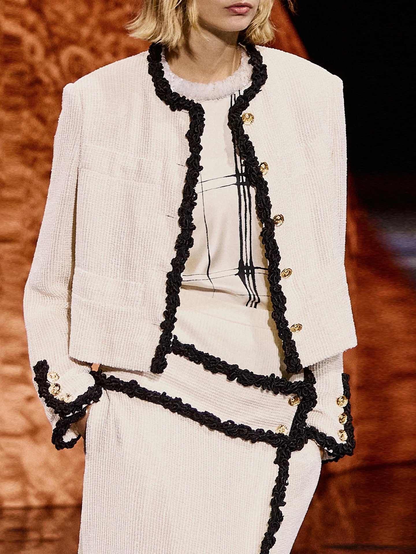 Spring and summer 26ss June 26 Spring and summer thin suit, beige tweed jacket, women's skirt, two-piece set, celebrity