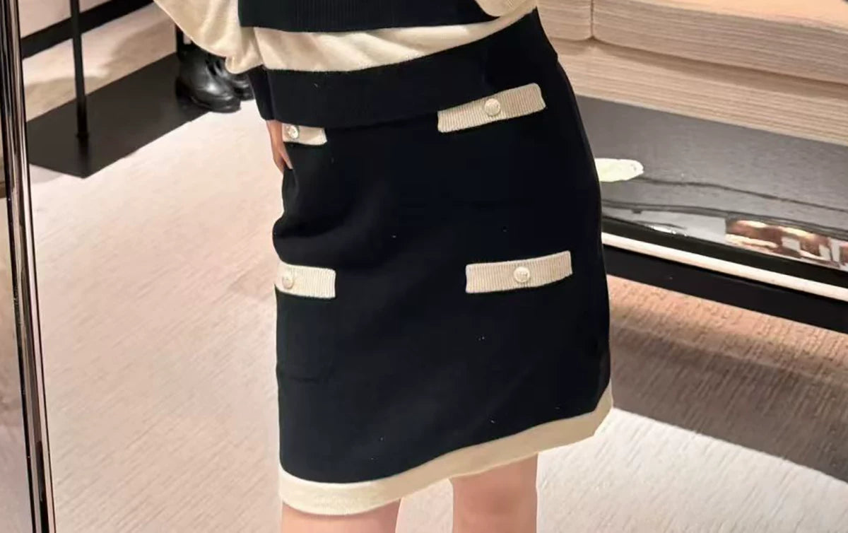 2025 letter bow buckle round neck long-sleeved fake two-piece knitted sweater + skirt + elastic waist pants two-piece set