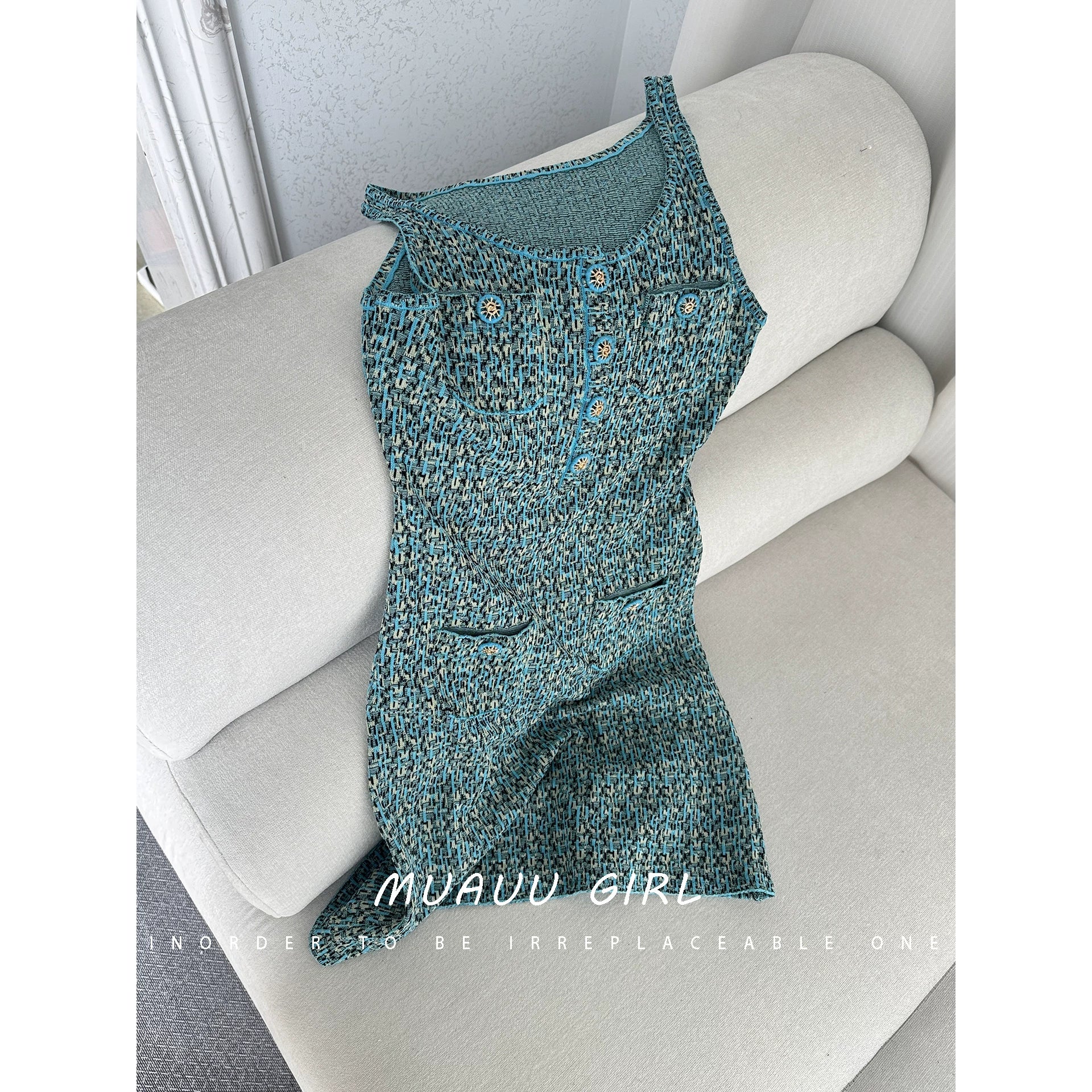 Spring and summer 26ss June MUAUU GIRL temperament socialite! 26SS catwalk sense slim fit sleeveless knitted vest dress women
