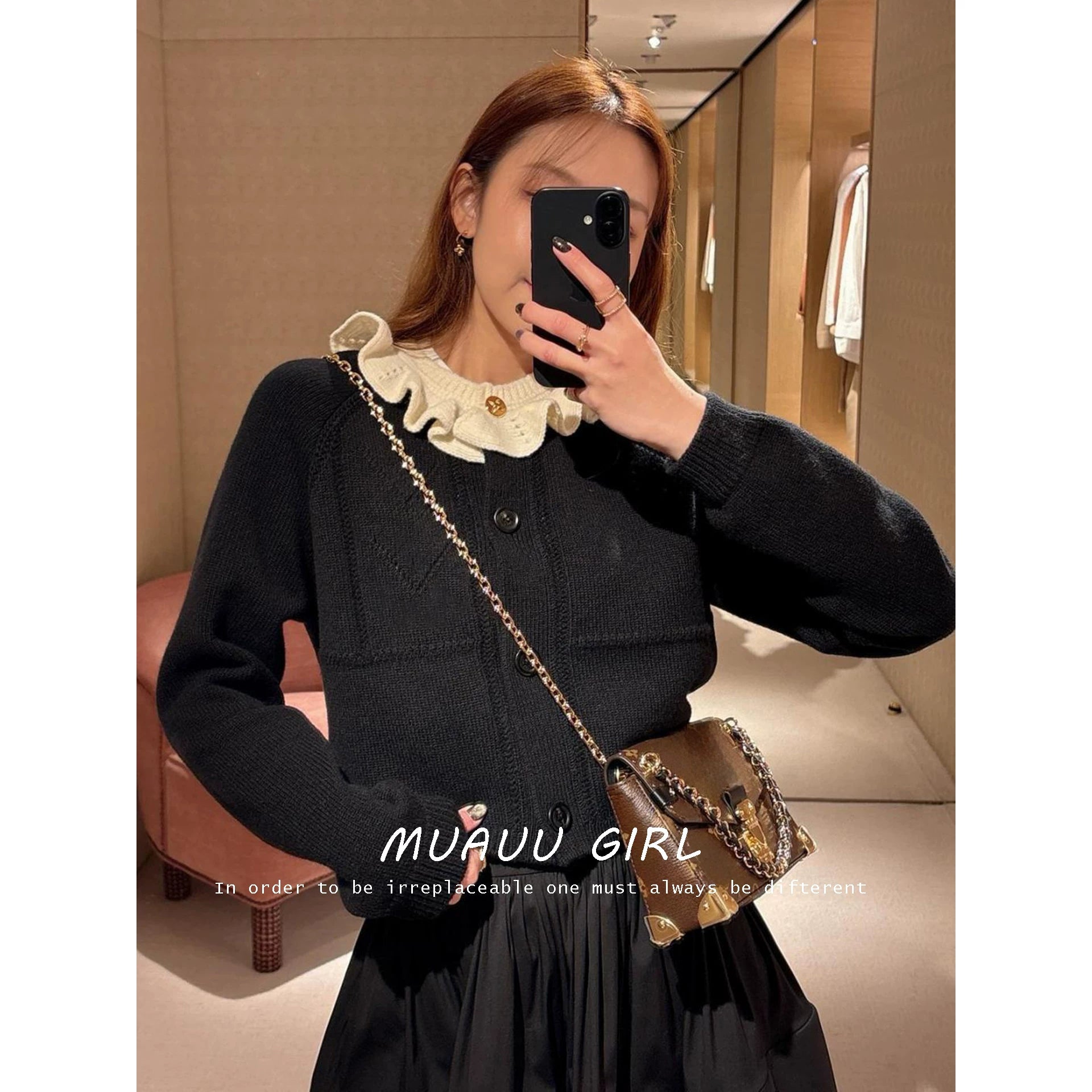 Spring and summer 26ss MUAUU GIRL commuting in June, extravagant sense 26SS new product collar edge lace lotus leaf collar long-sleeved sweater knitted cardigan