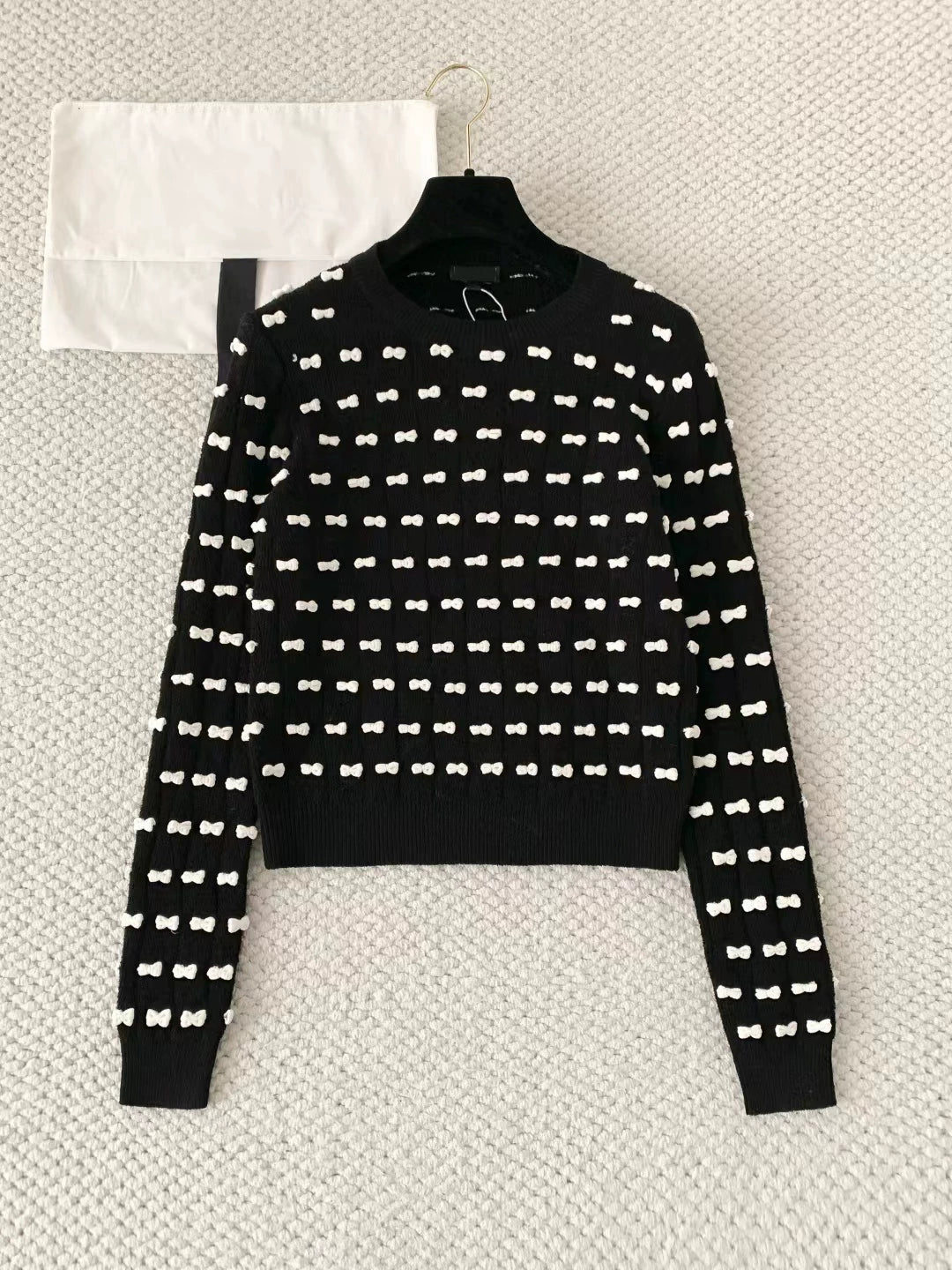 2025 early autumn models heavy industry design bow fashion slim slim slim round neck cashmere T-shirt short sleeve top women