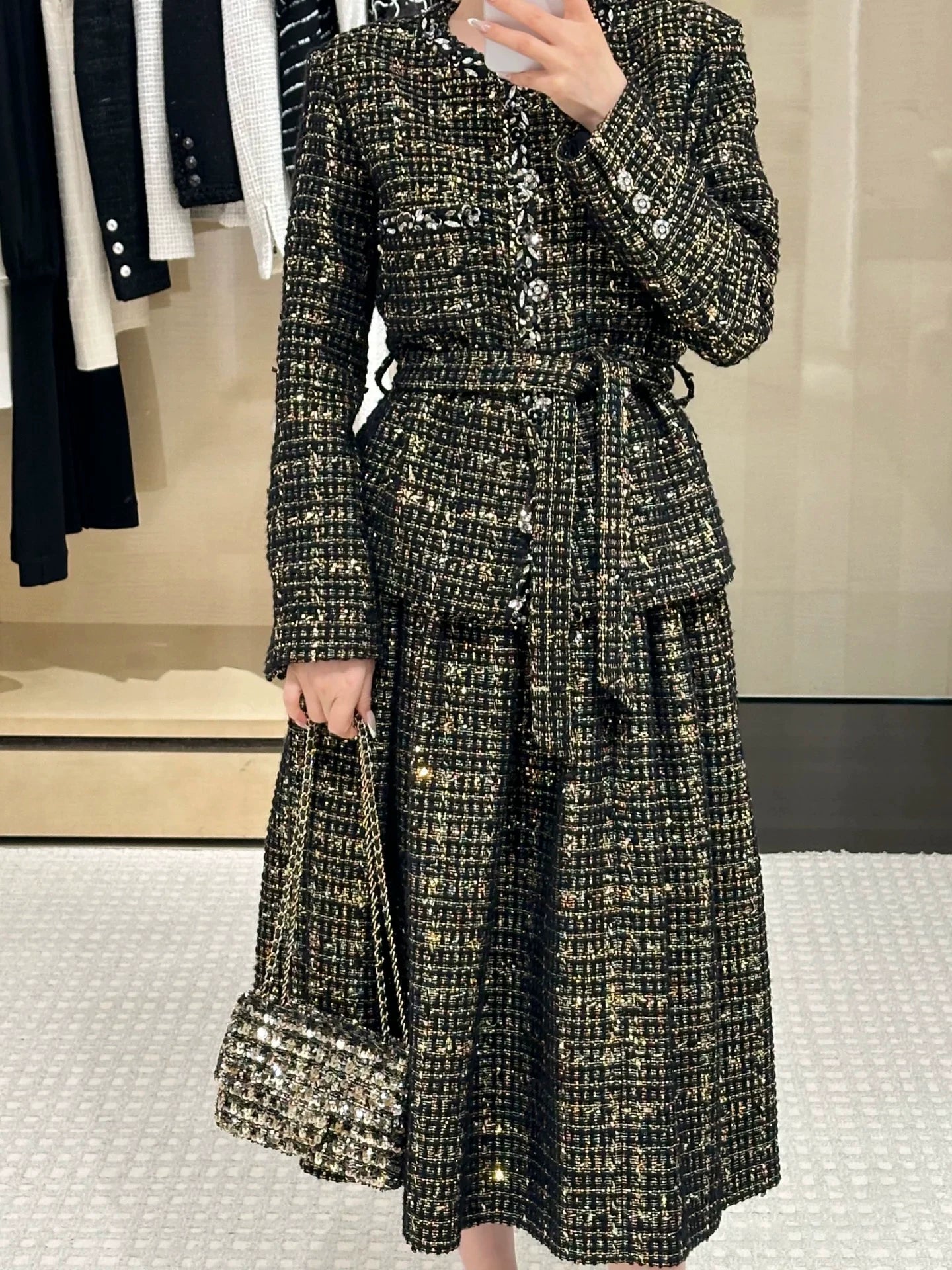 Black gold coat autumn and winter high-end temperament celebrity heavy industry ordered diamonds light luxury tweed big swing skirt women