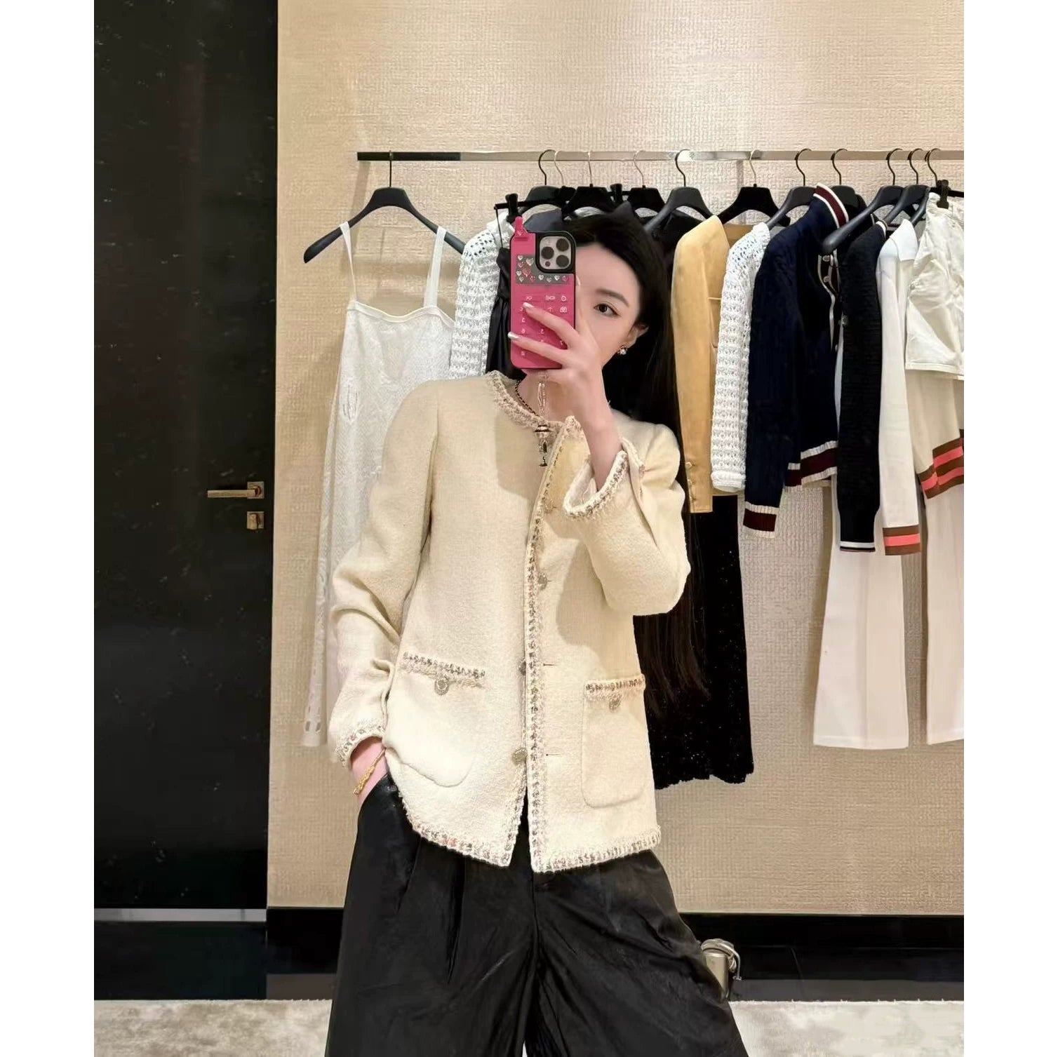 2025 autumn and winter French high-end contrasting tweed heavy industry weaving celebrity temperament round neck single-breasted coat women