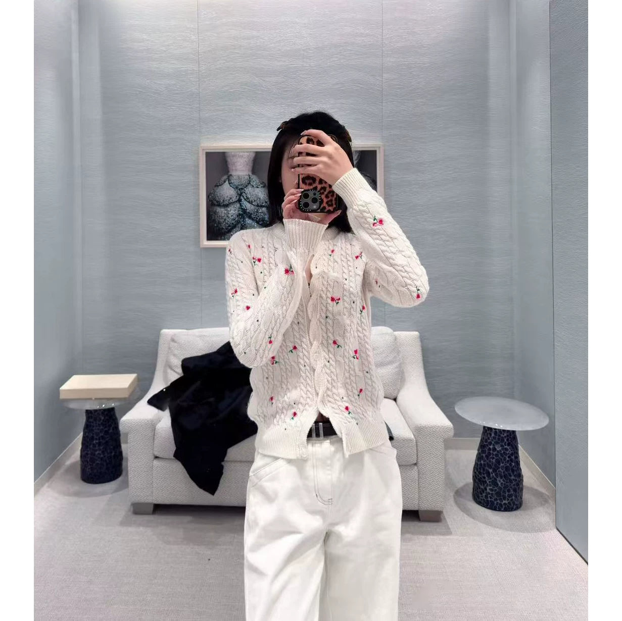 2026 early spring heavy industry elegant wind embroidery temperament rose flower foreign style age-reducing girl knitted cardigan jacket women