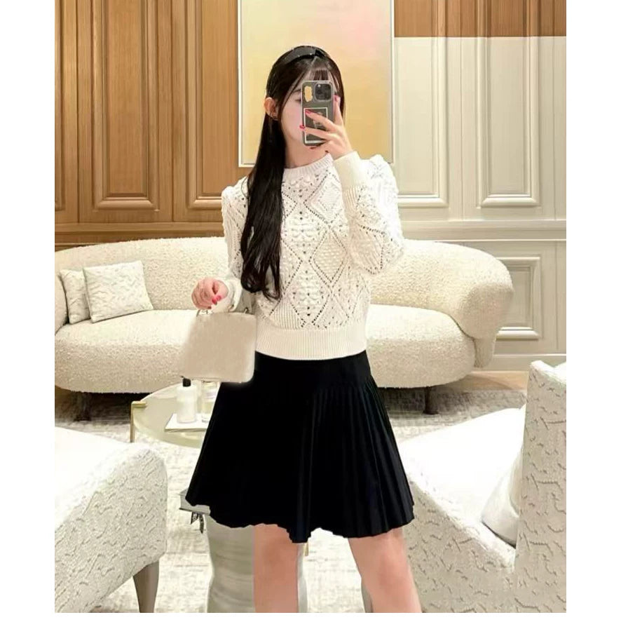 2025 autumn and winter French senior heavy industry handmade rhombus pattern hollow crochet crew neck knitted pullover cardigan jacket women