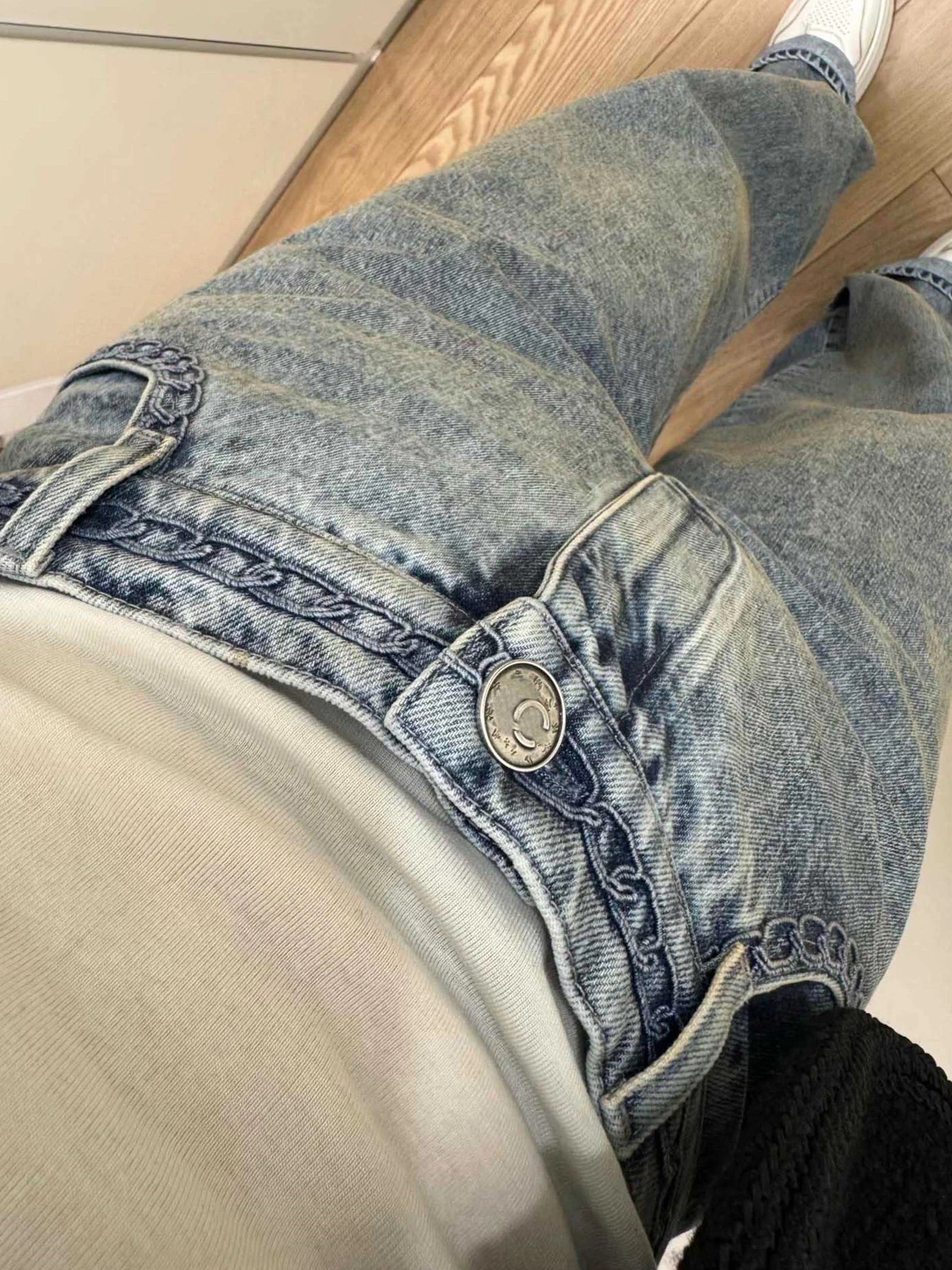 Spring and summer 26ss June, Nanyou 2026 spring and summer new heavy industry three-dimensional piping embroidery straight high waist loose and thin wide-leg jeans