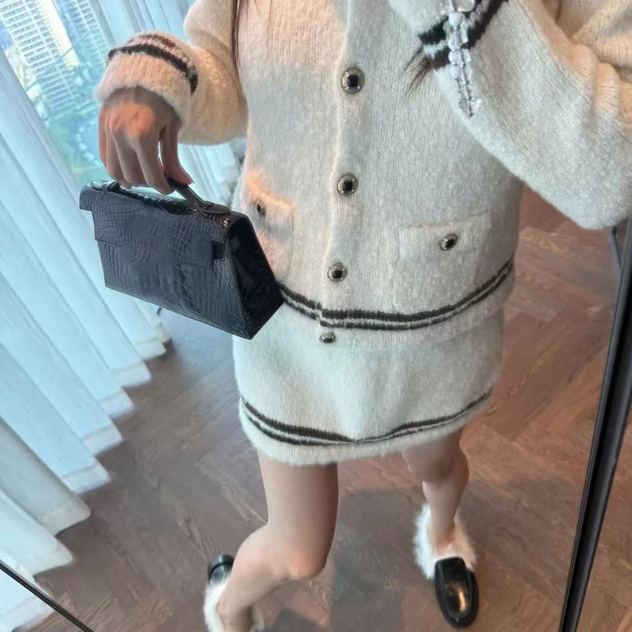 2025 autumn and winter foreign style fashionable skiing bow girlish knitted short-sleeved cardigan + high waist skirt women's suit