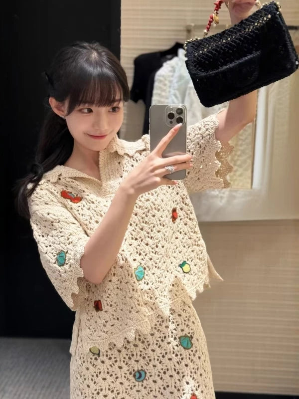 Spring and summer 26ss June, Nanyou haute couture 26M summer new holiday wind ocean embroidery lapel hollow knitted sweater elastic waist A word skirt