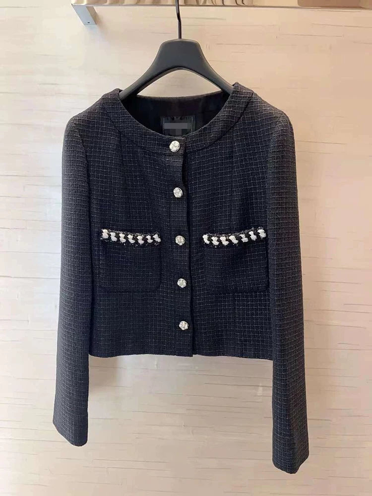 Jin Zhini has the same short coat, socialite temperament, round neck, long sleeve, high-end wool tweed top.