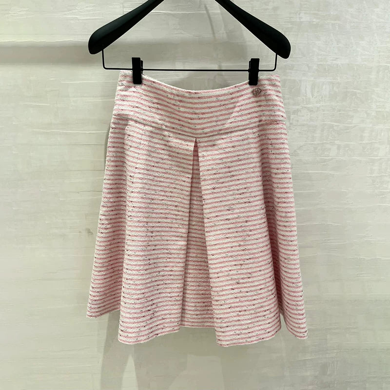 Suit: Women's fashion cropped coat, socialite, sweet light pink striped skirt, versatile thin two-piece set