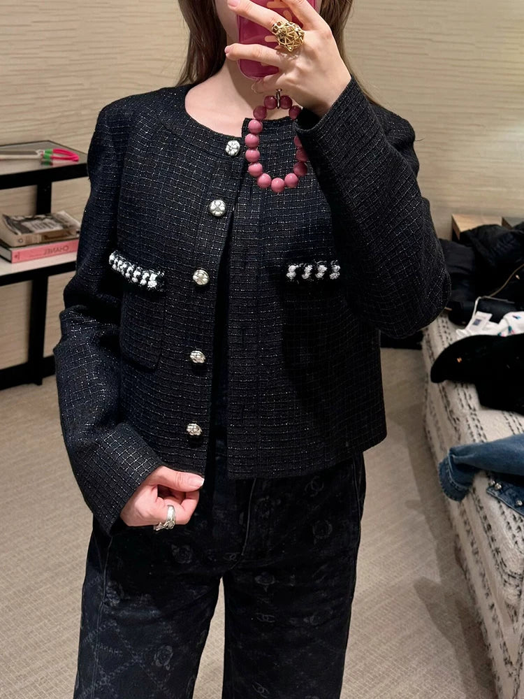 Jin Zhini has the same short coat, socialite temperament, round neck, long sleeve, high-end wool tweed top.