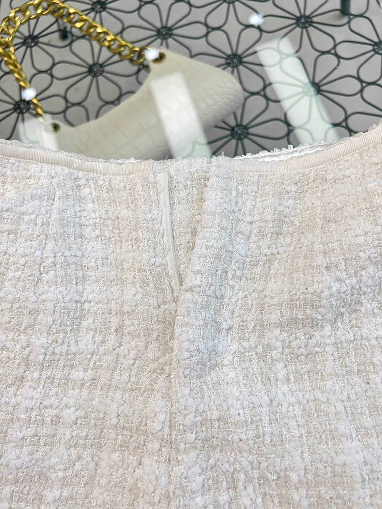 2025 spring and summer new short women's tweed A-shaped high-waisted casual pants high-quality celebrity women's clothing