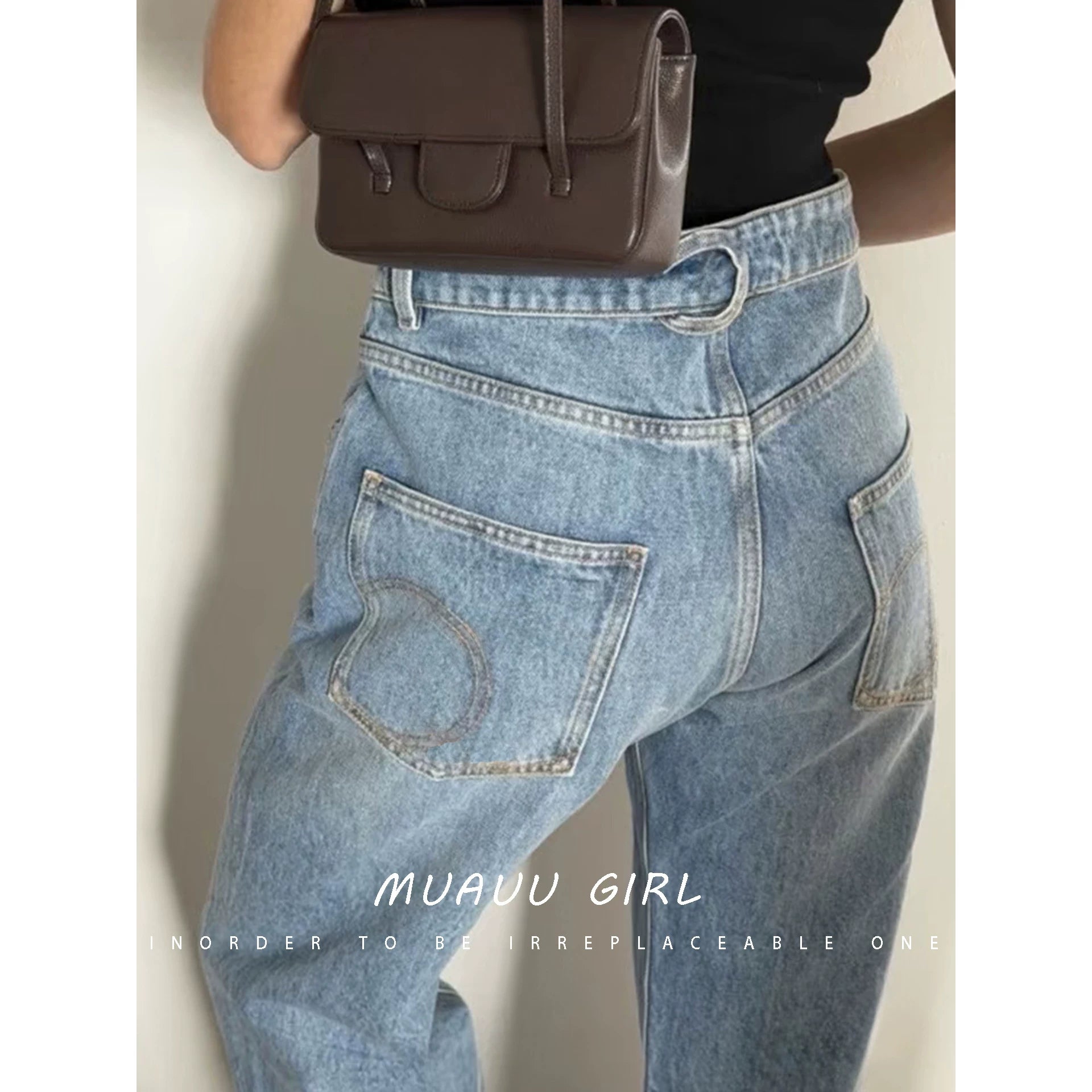 Spring and summer 26ss MUAUU GIRL is hot in June! 26SS Heavy Industry Dyeing School Bag Buckle Multi-Pocket Embroidered Straight Jeans