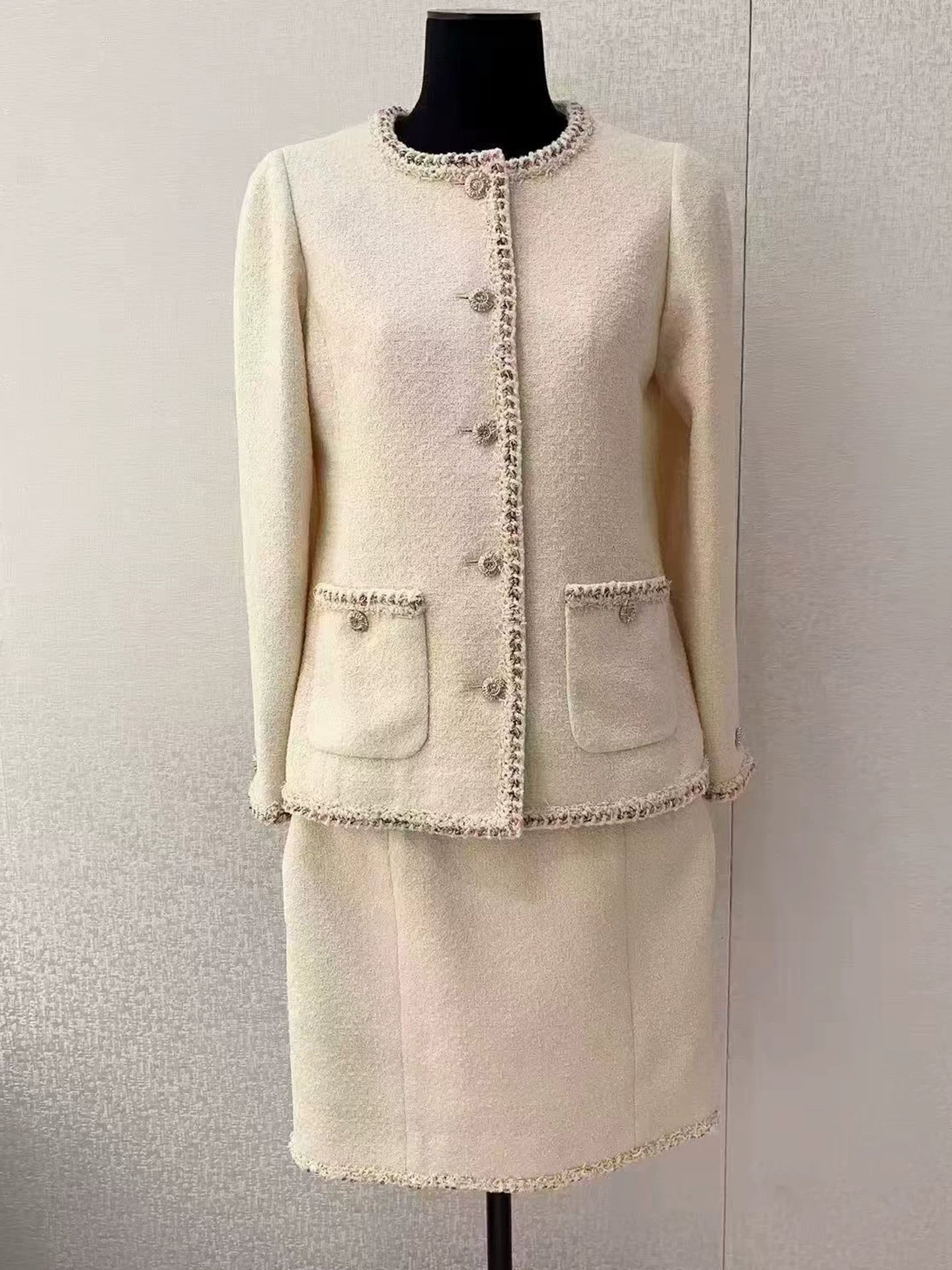 2026 early spring new tweed suit women's daughter feeling gentle and thin jacket skirt two-piece set