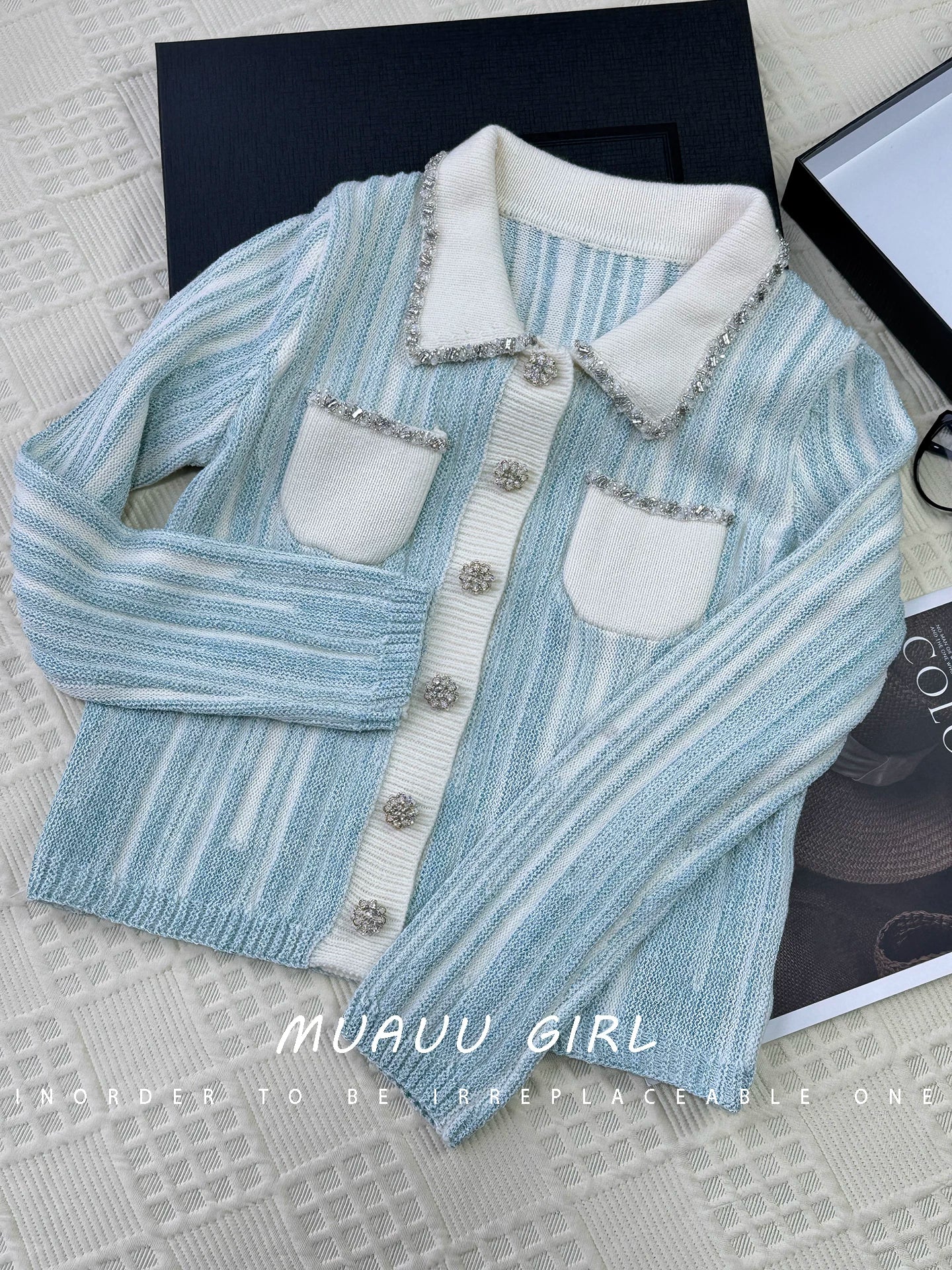 Spring and summer 26ss June MUAUU GIRL sea salt milk tone! 26SS Heavy Industry short rhinestone lapel knitted cardigan women