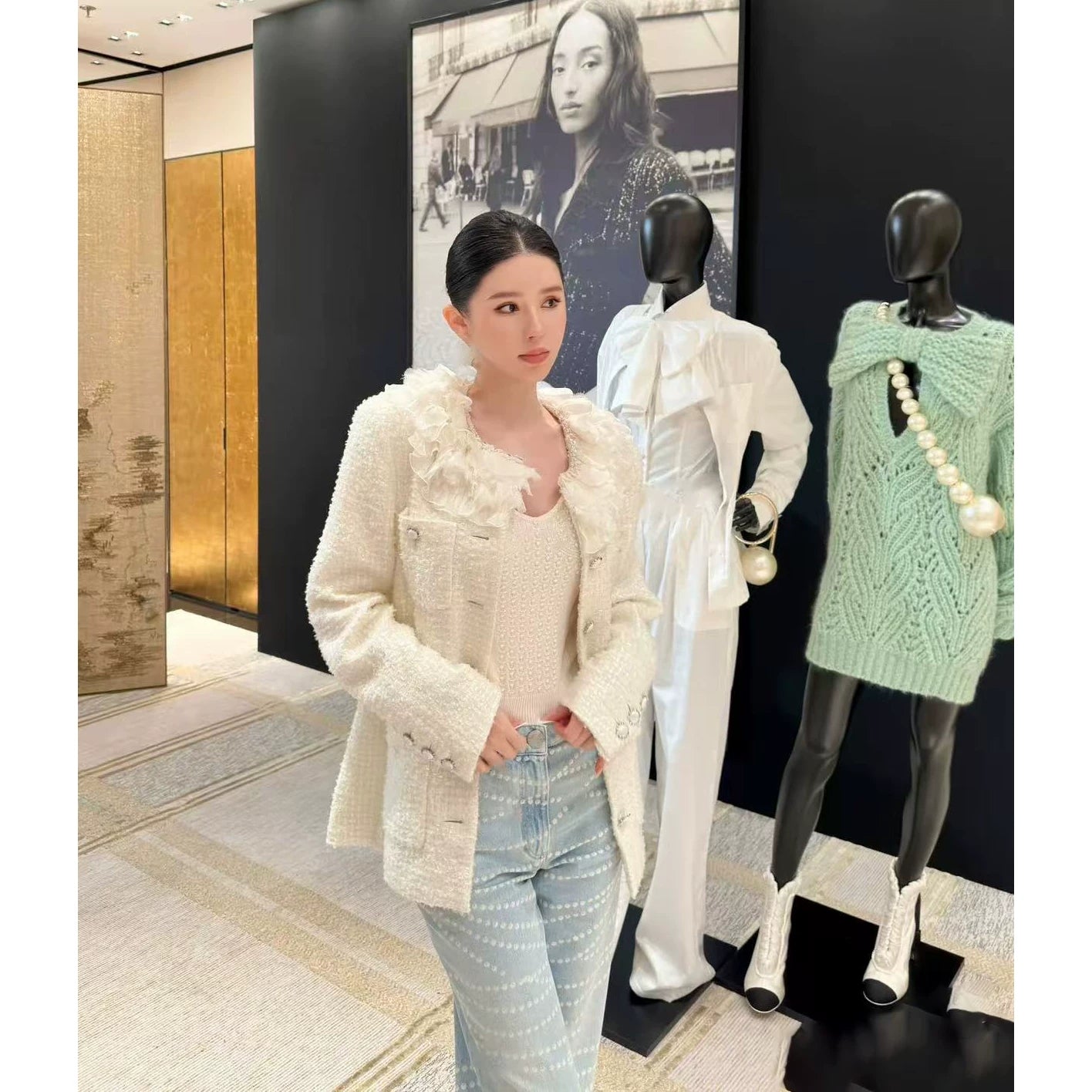 2025 autumn and winter senior heavy industry daughter celebrity style flower lotus leaf edge white woven tweed coat cardigan woman