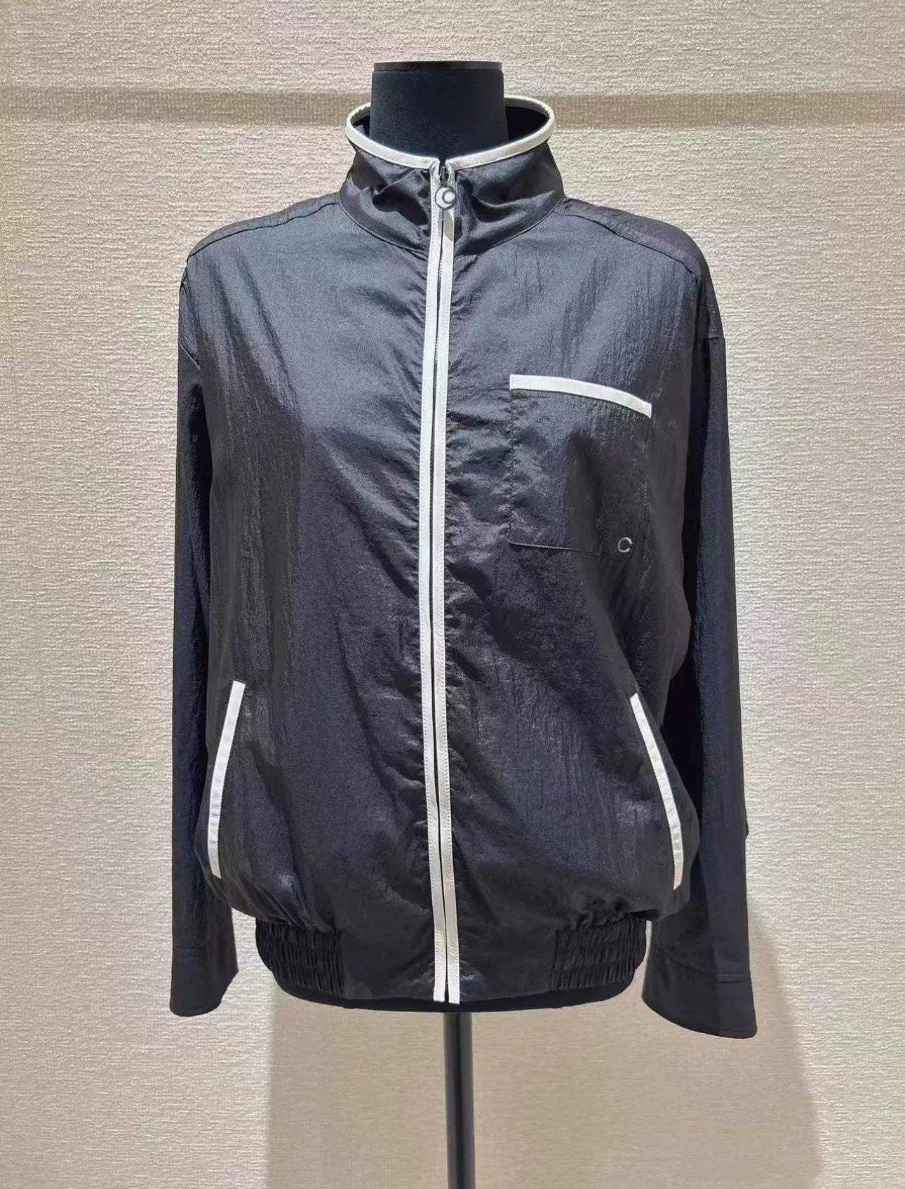 Spring and summer 26ss June, Nanyou 2026 spring and summer new beach sunscreen jacket white edge contrasting color stand-up collar zipper jacket ++ shorts + vest