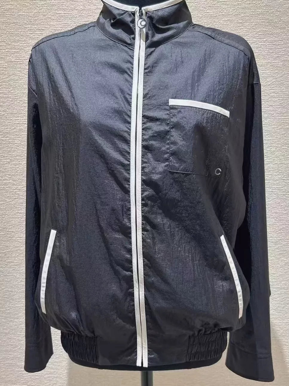 Spring and summer 26ss June, Nanyou 2026 spring and summer new beach sunscreen jacket white edge contrasting color stand-up collar zipper jacket ++ shorts + vest