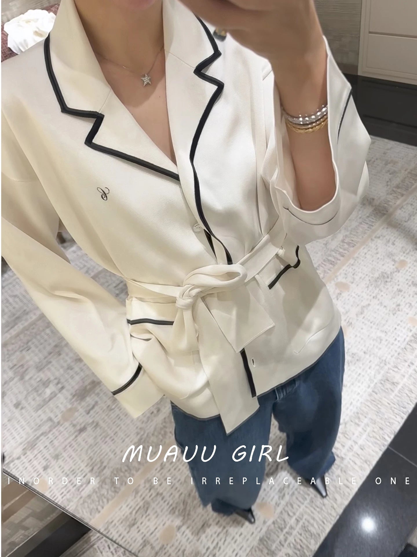 Spring and summer 26ss June MUAUU GIRL heartbeat heroine! 26SS nightgown wind letter embroidery contrasting color collar lace-up long-sleeved cardigan