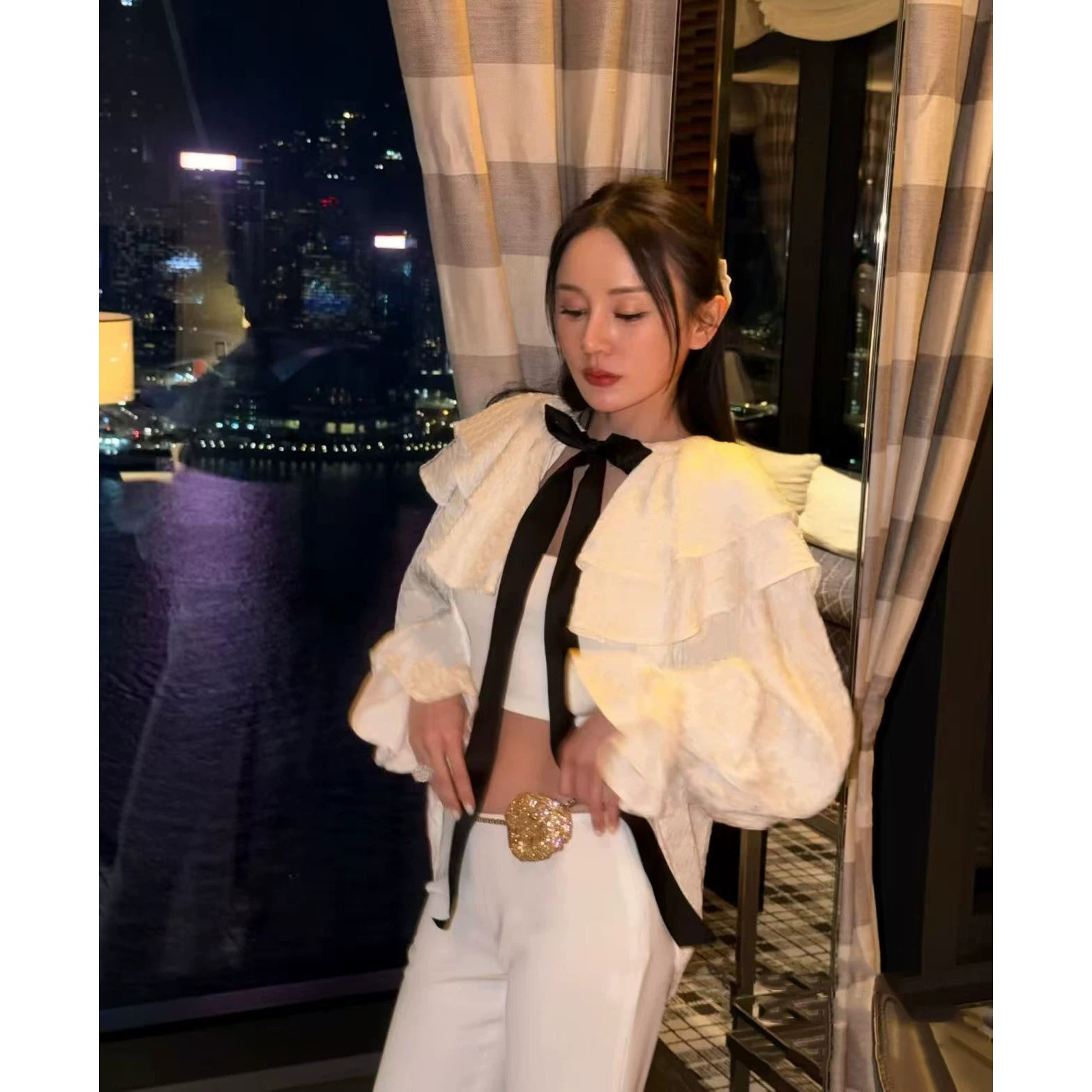 2026 early spring high-end heavy industry lotus leaf edge lace-up mulberry silk shawl cape fashion foreign style long-sleeved top women