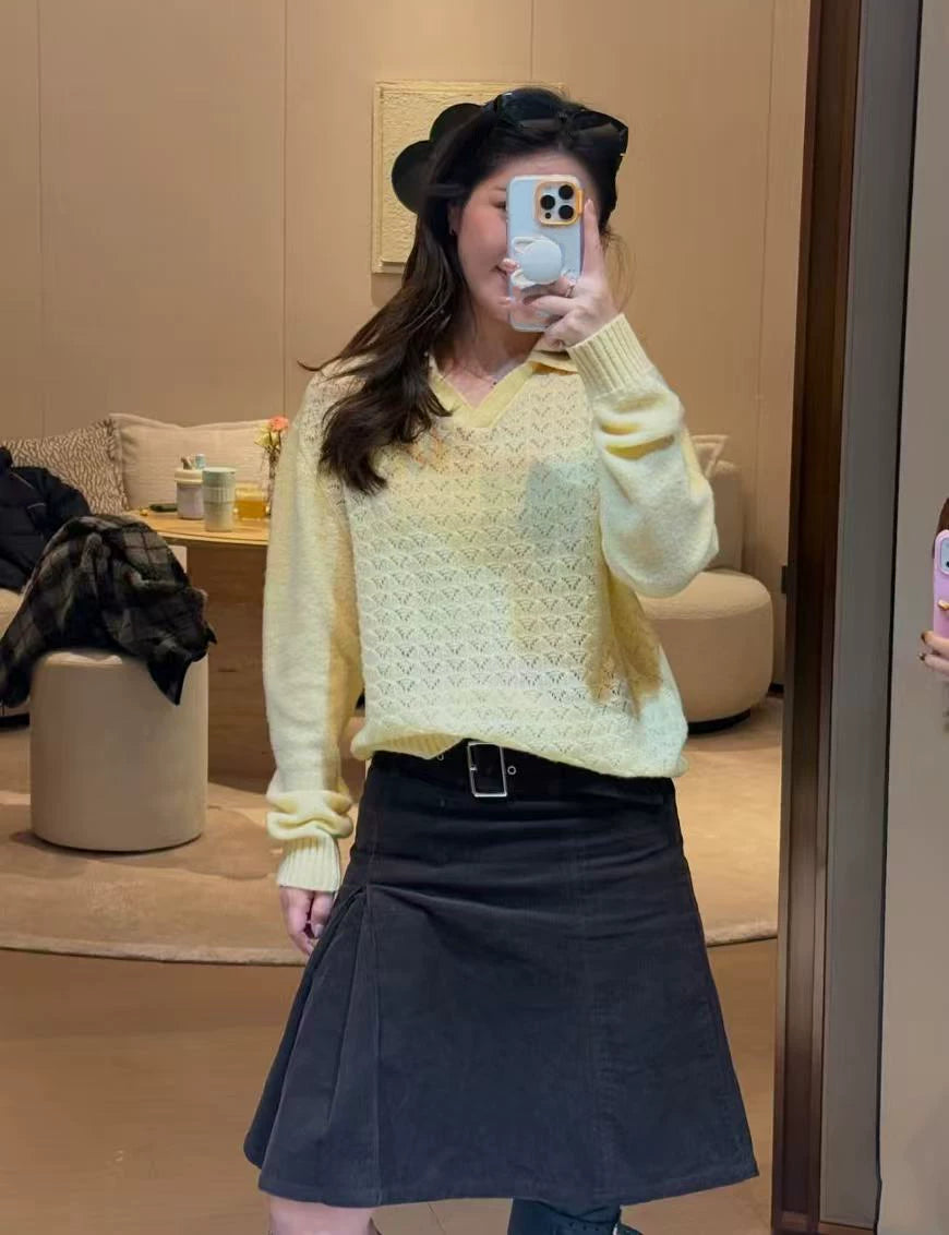 2026 Early Spring College Style Design Sense Gentle Wind V-Neck Letter Embroidery Hollow Knitting Soft Long Sleeve Top Women