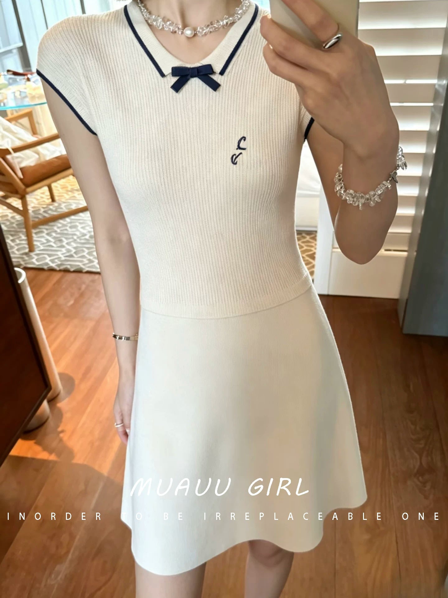 Spring and summer 26ss June MUAUU GIRL Zhao Ruth the same style! 26SS beautiful pure white letter embroidered knitted dress